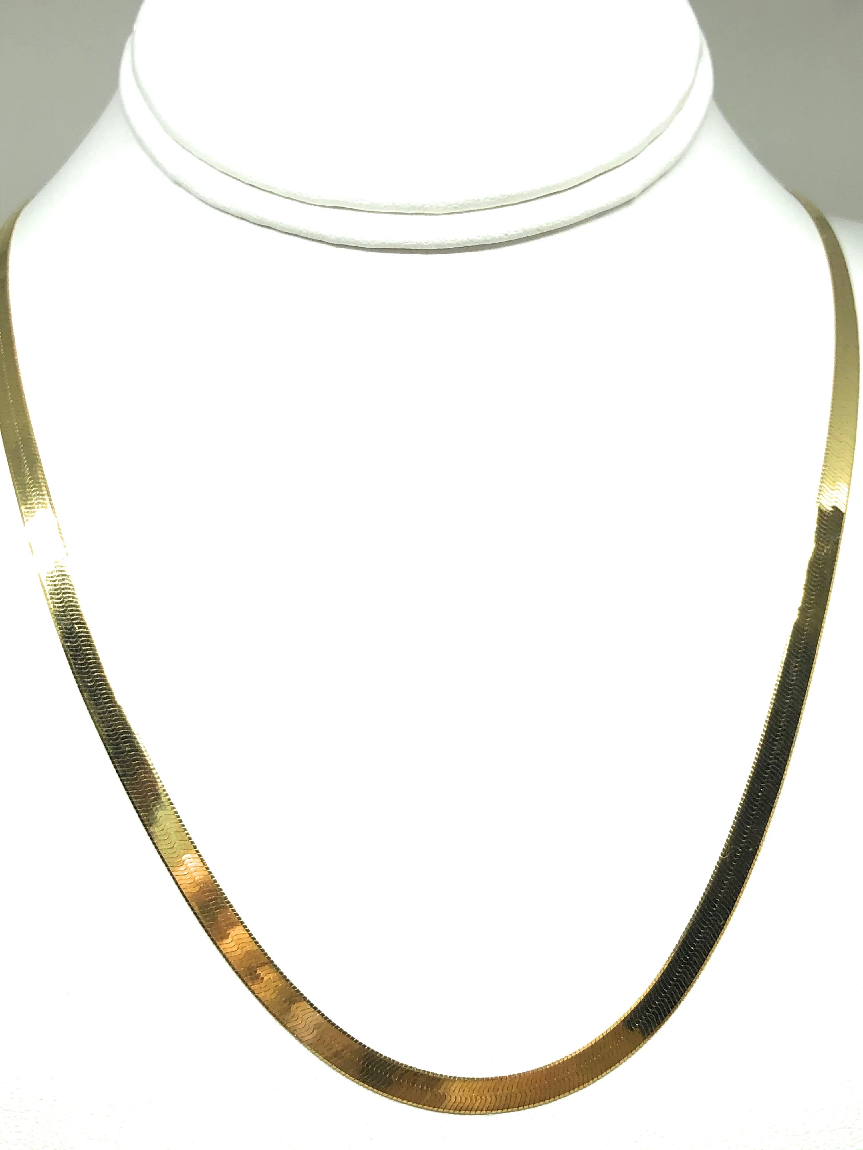 10k Solid Gold Herringbone Classic Chain 16-24 inch 3-4.5mm - Image 5