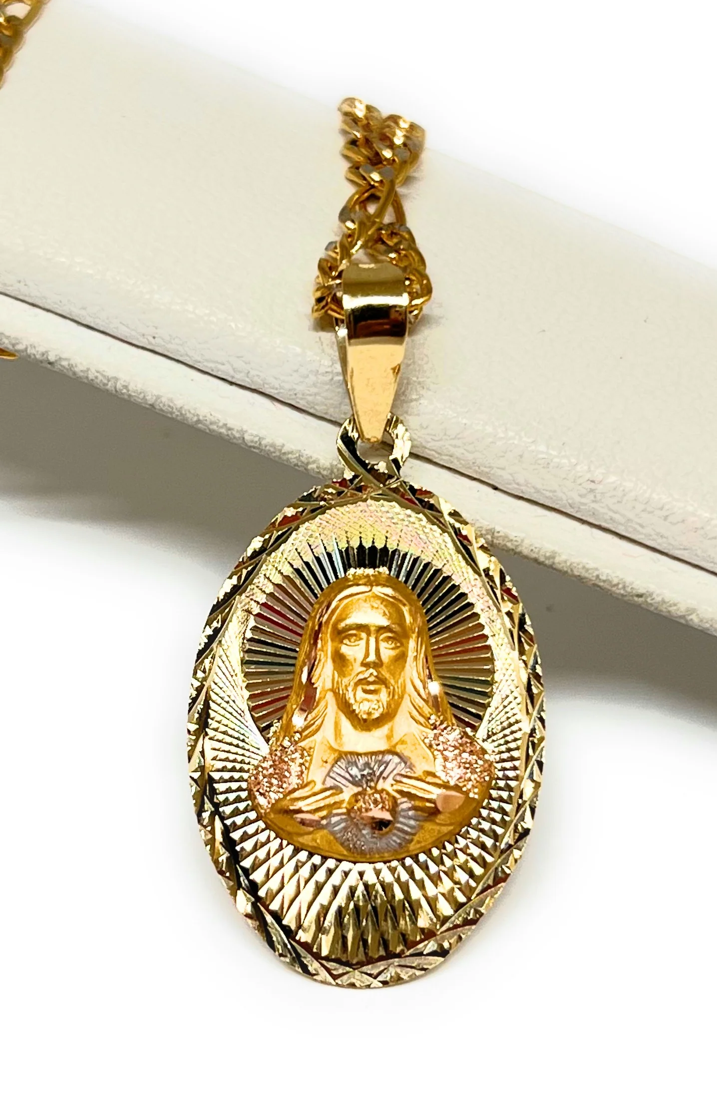 10k Solid Gold Yellow Gold Jesus Sagrado Corazon & Virrgin Mary Double Sided Pendant Necklace (MADE IN MX) - Image 3