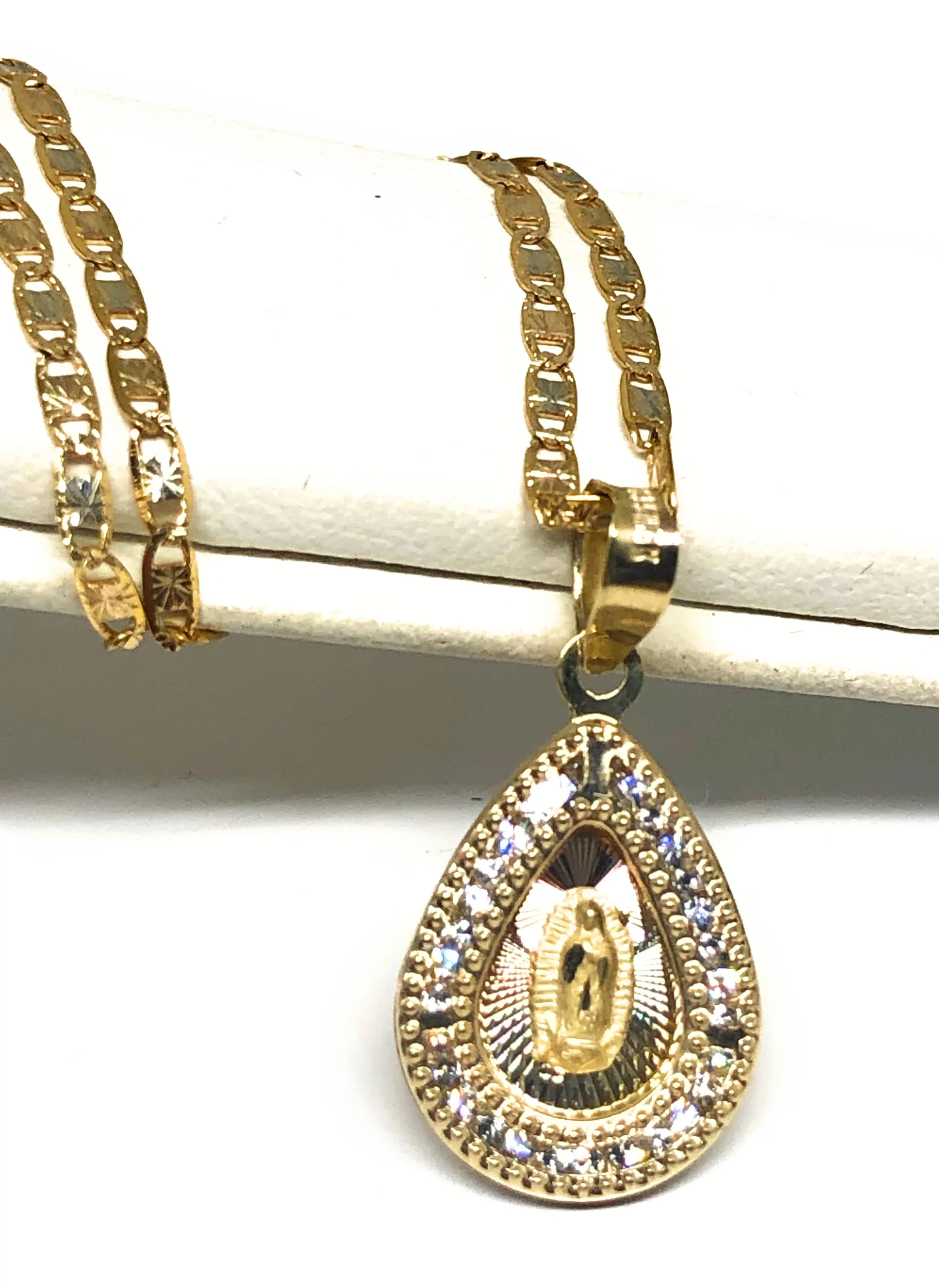 10k Solid Gold Tri-Color Virrgin Mary CZ Teardrop Pendant Necklace Virrgen Gaudalupe - Image 3