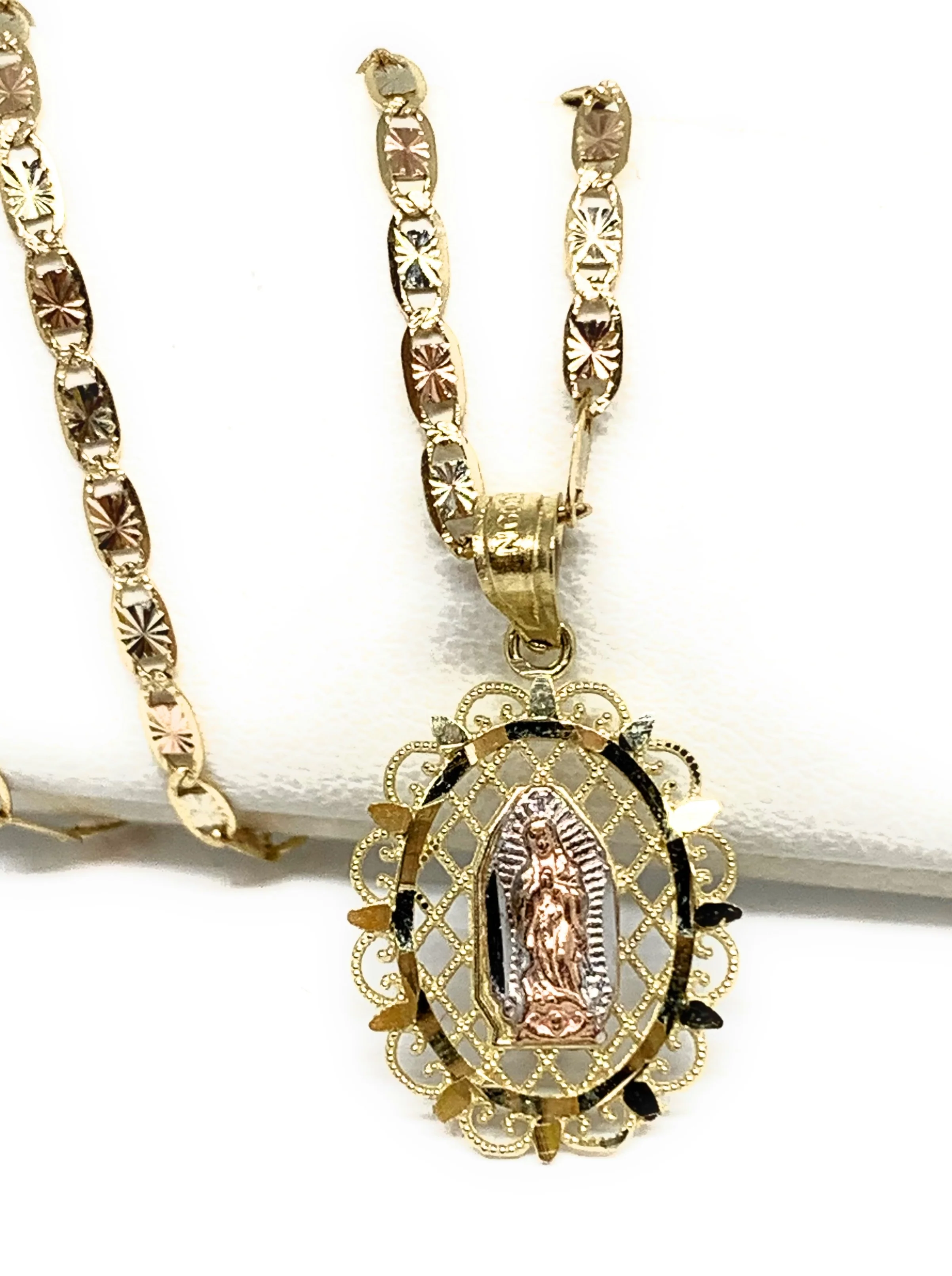 10k Solid Gold Tri-Color Virrgin Mary Elegant Pendant Necklace Virrgen Gaudalupe Valentina Chain