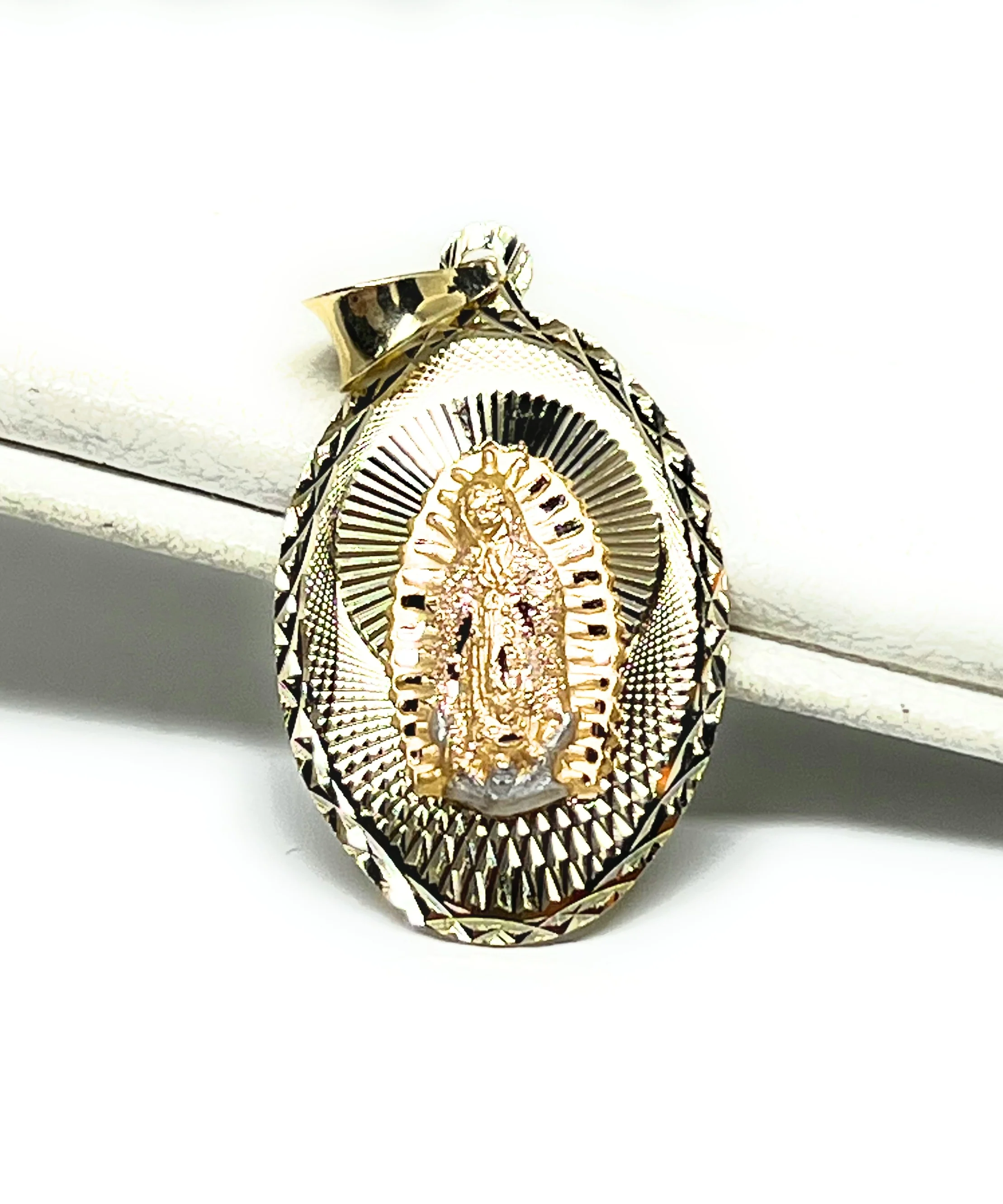 10k Solid Gold Tri-Color Virrgin Mary Laser Cut Pendant Necklace Virrgen Gaudalupe (MADE IN MX) - Image 7