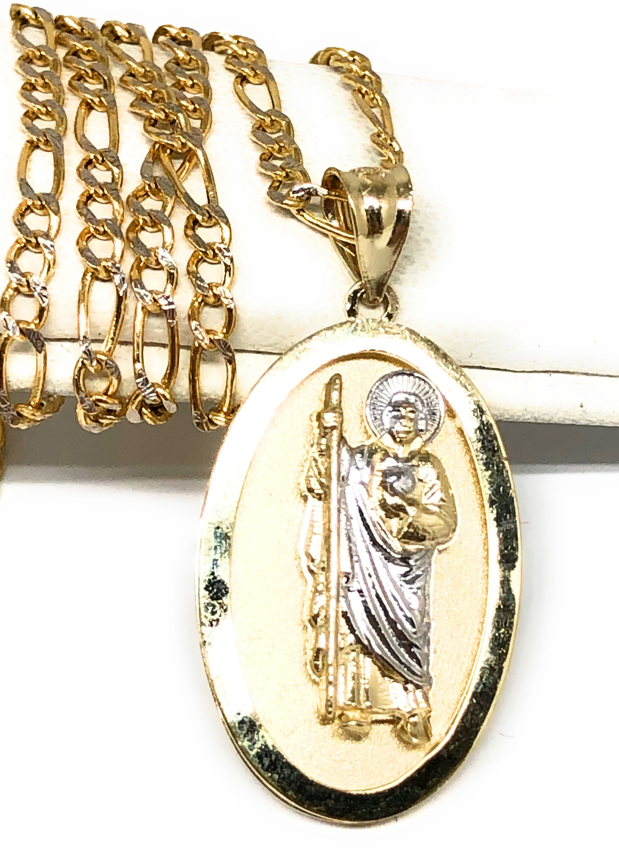 10k Solid Gold Yellow 2-Tone Saan Judas Saaint Jude Oval Pendant Figaro Chain - Image 3