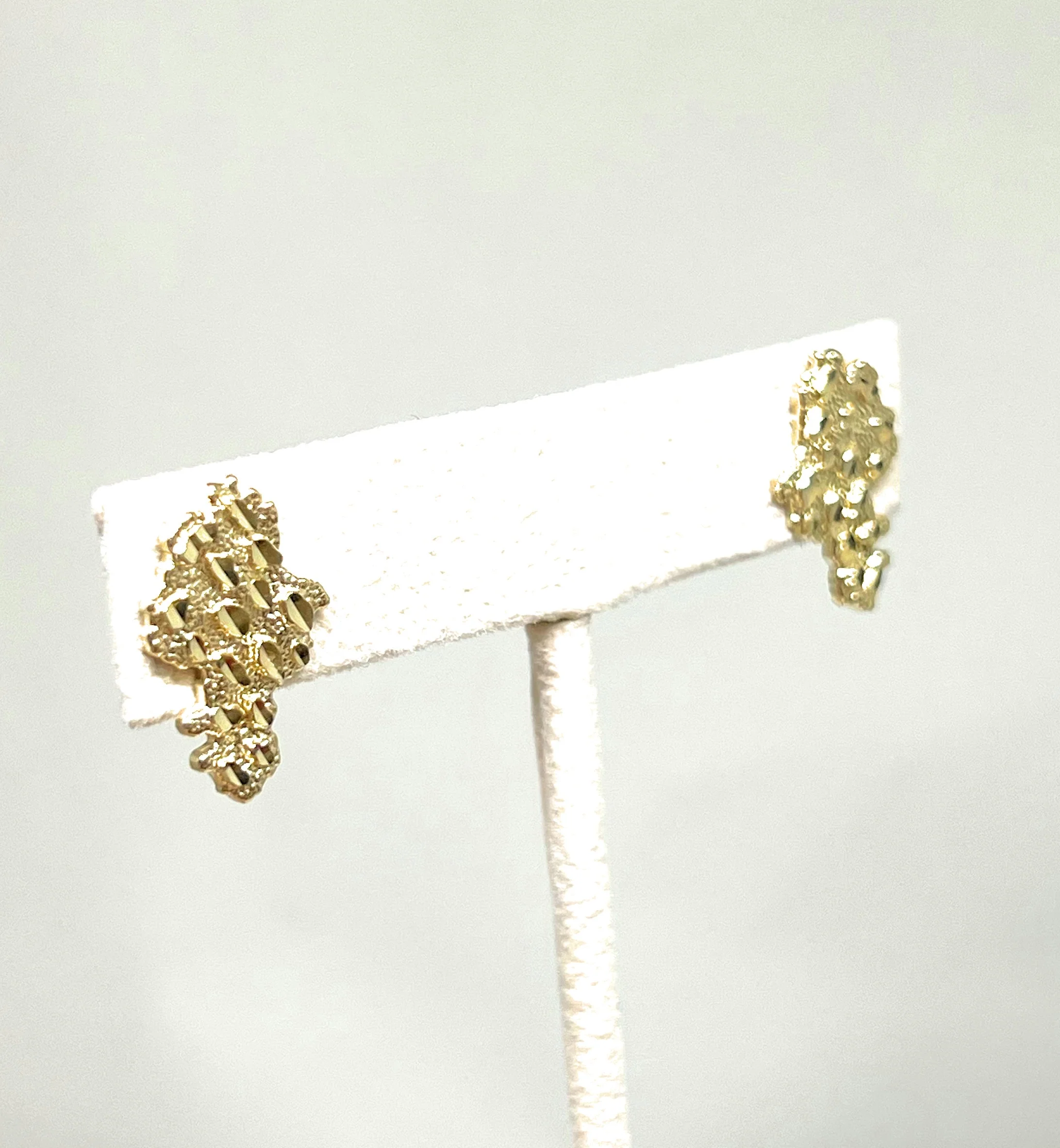 10k Solid Gold Yellow AFRICA SHAPED Nugget Cluster Stud Earrings (SM, MED) - Image 6