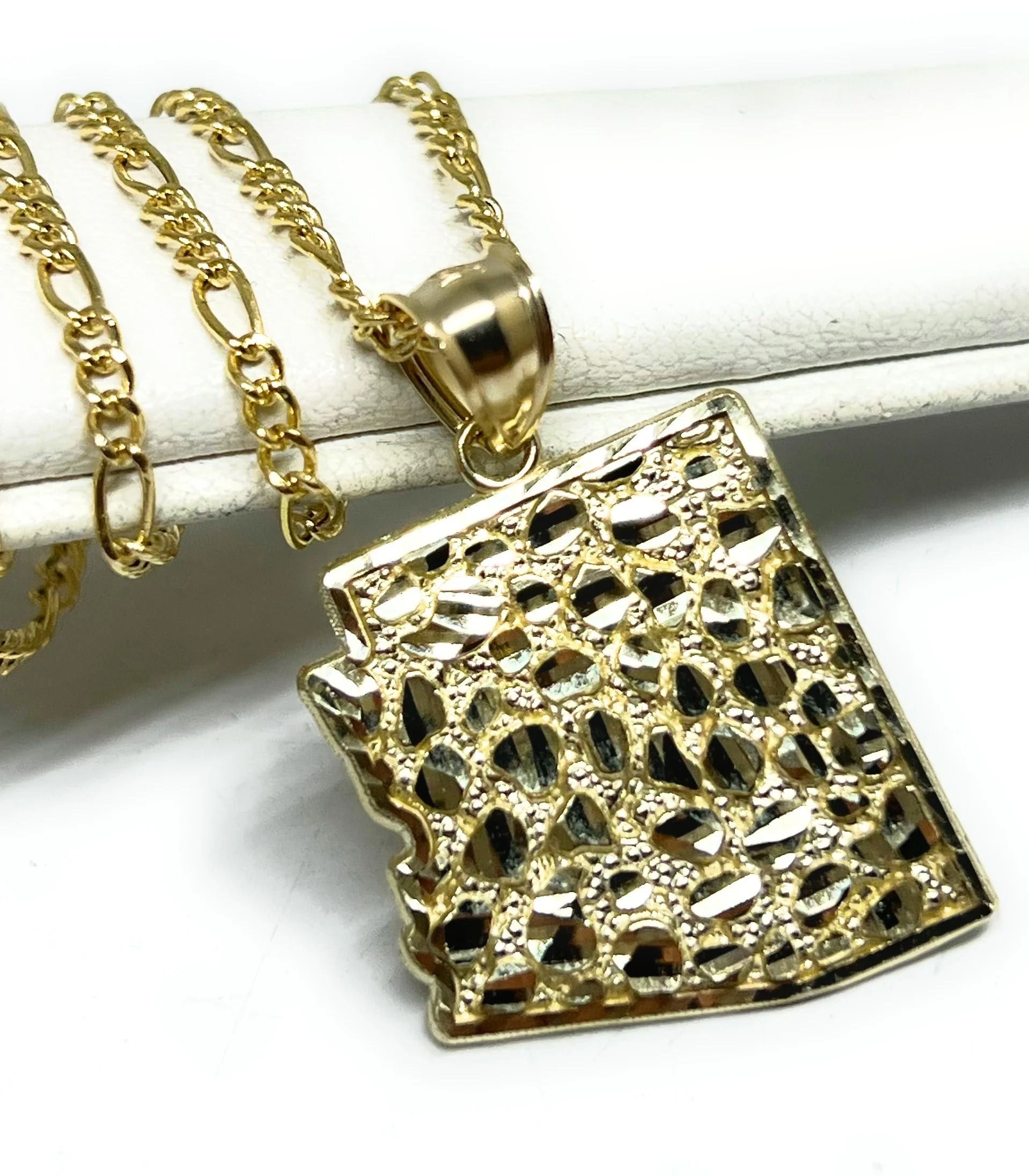 10k Solid Gold Yellow ARIZONA NUGGET Pendant Necklace - Image 4