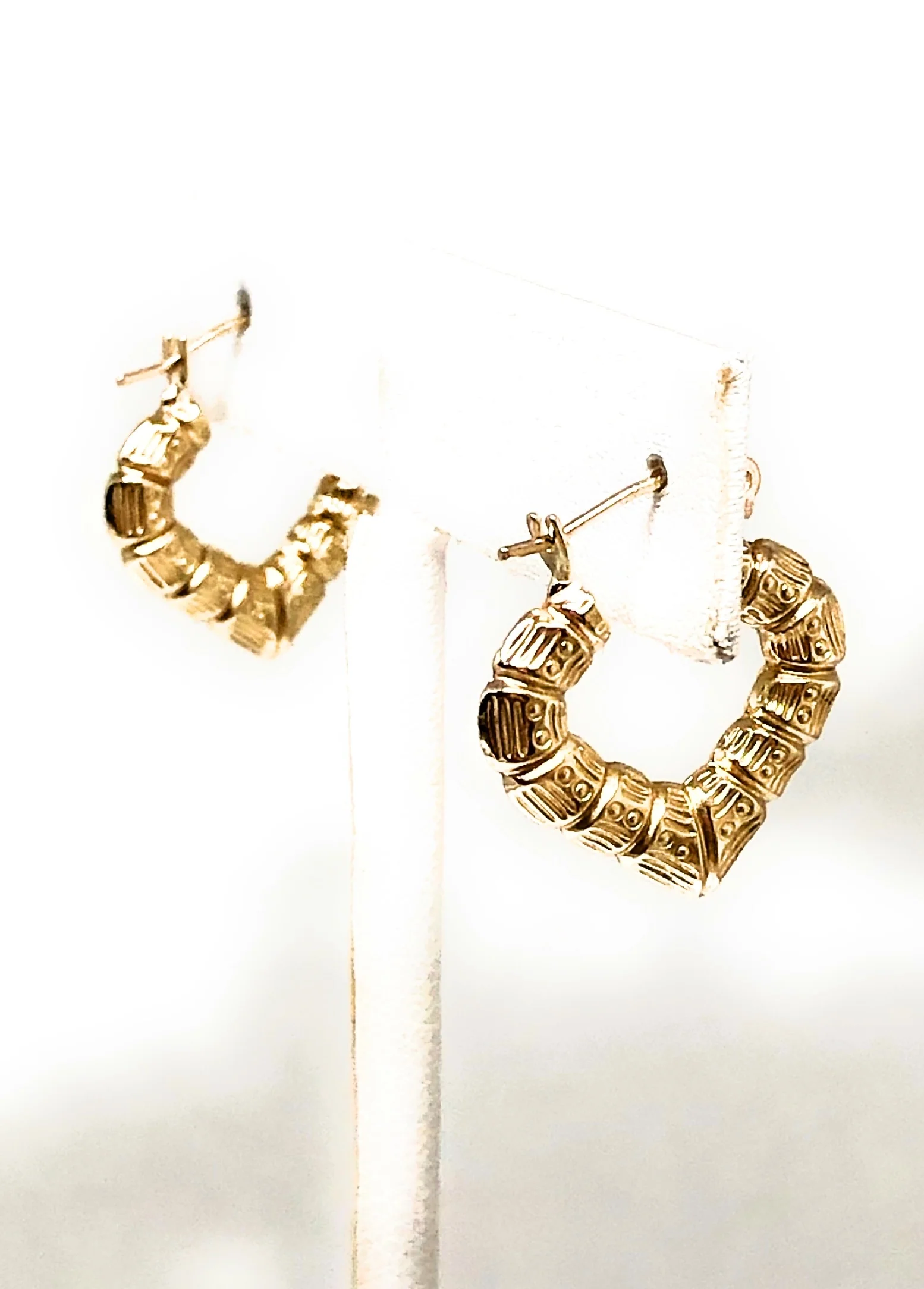 10k Solid Gold Yellow Bamboo Heart Hoop Earrings 0.5 INCH Arracadas - Image 6