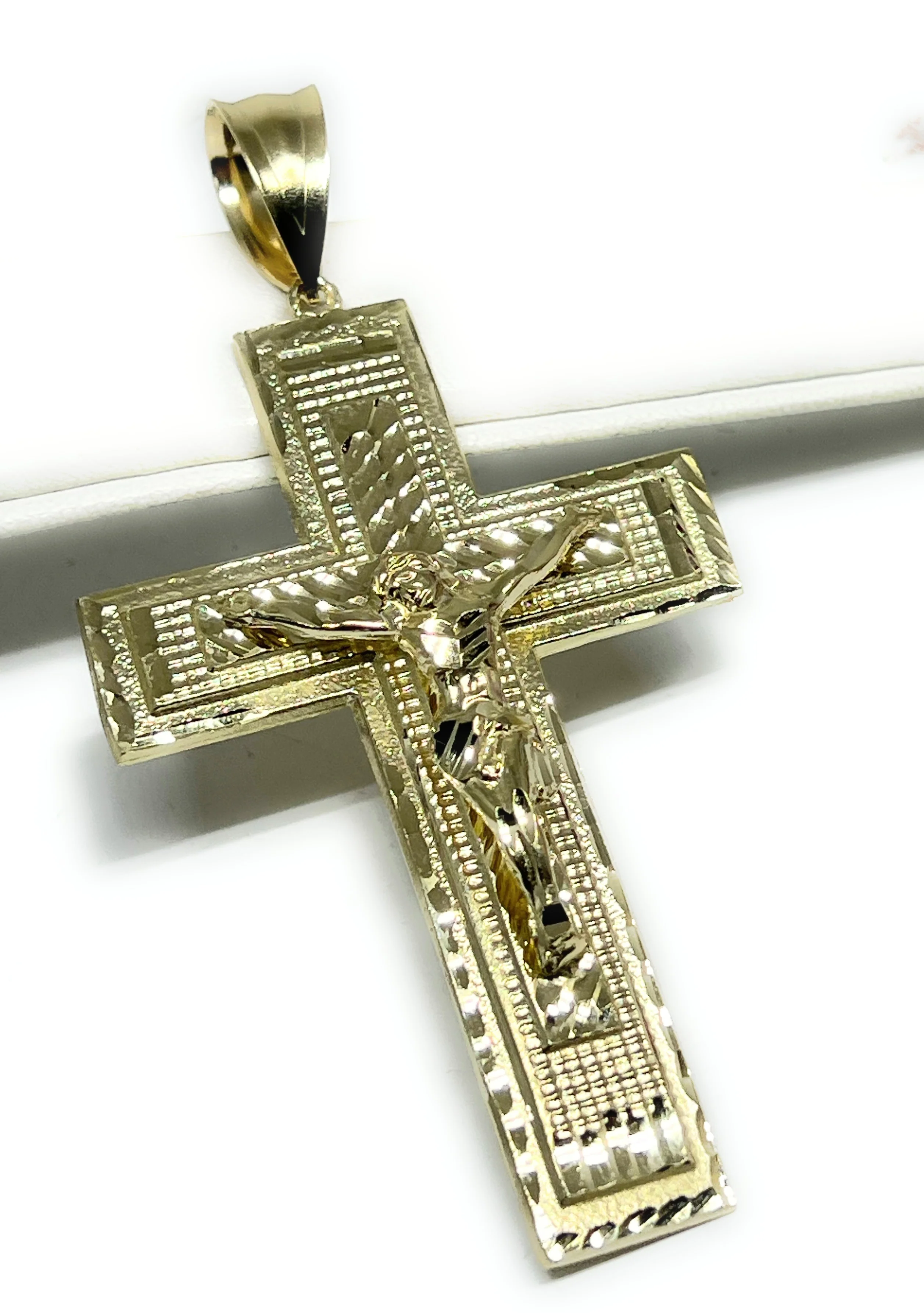 10k Solid Gold Yellow BIG XXL Jesus Cross Crucifix Pendant Necklace (13.7g) - Image 6
