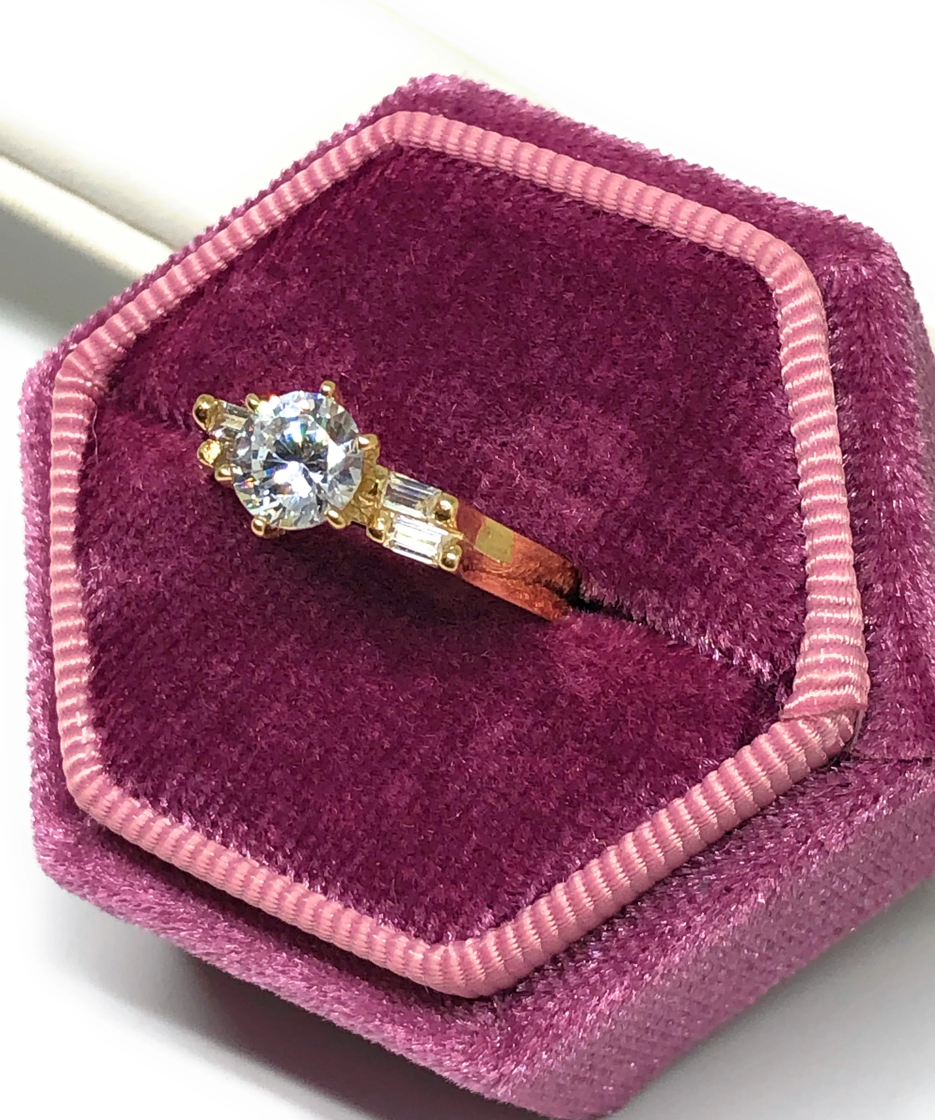 10k Solid Gold Yellow Gold 0.5 KARAT Cubic Zirconia Engagement Ring - Image 2