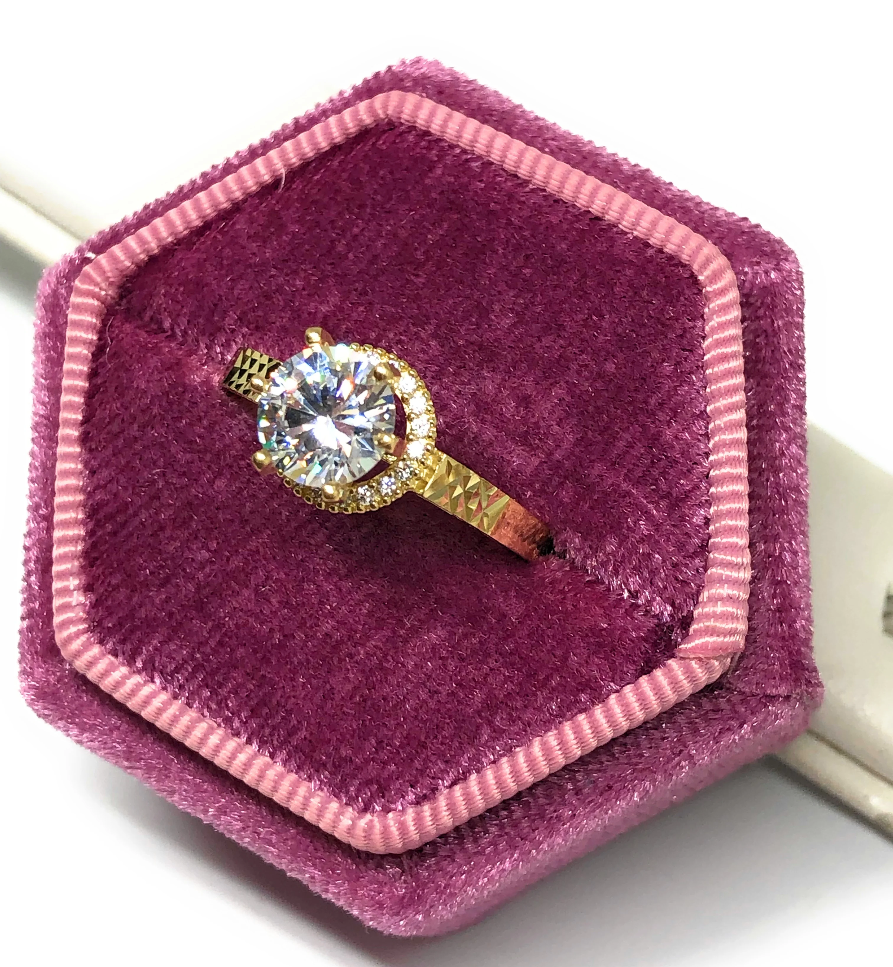 10k Solid Gold Yellow Gold 1.5 KARAT Cubic Zirconia Engagement Ring - Image 3