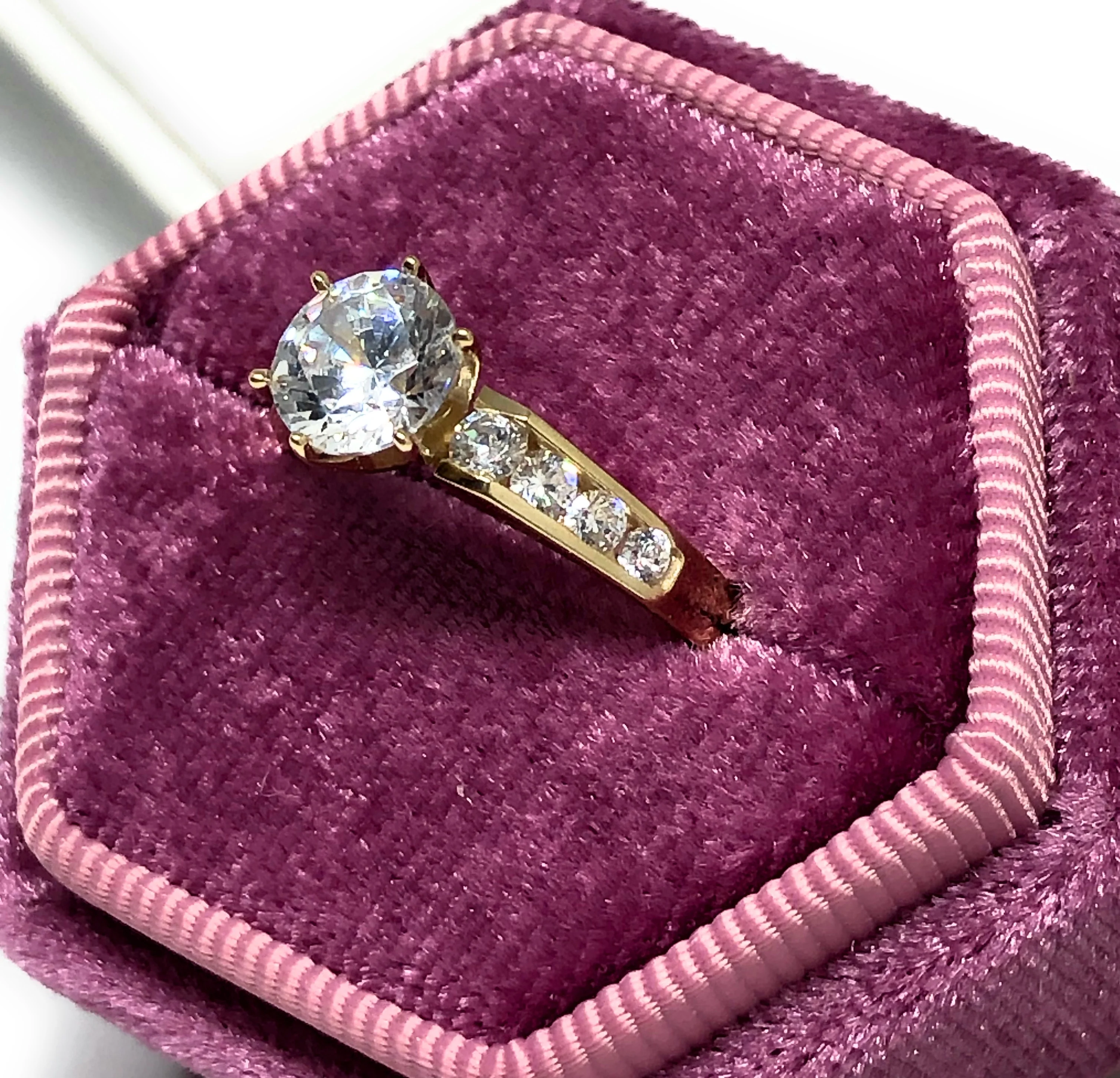 10k Solid Gold Yellow Gold 1 KARAT Cubic Zirconia Engagement Ring - Image 4