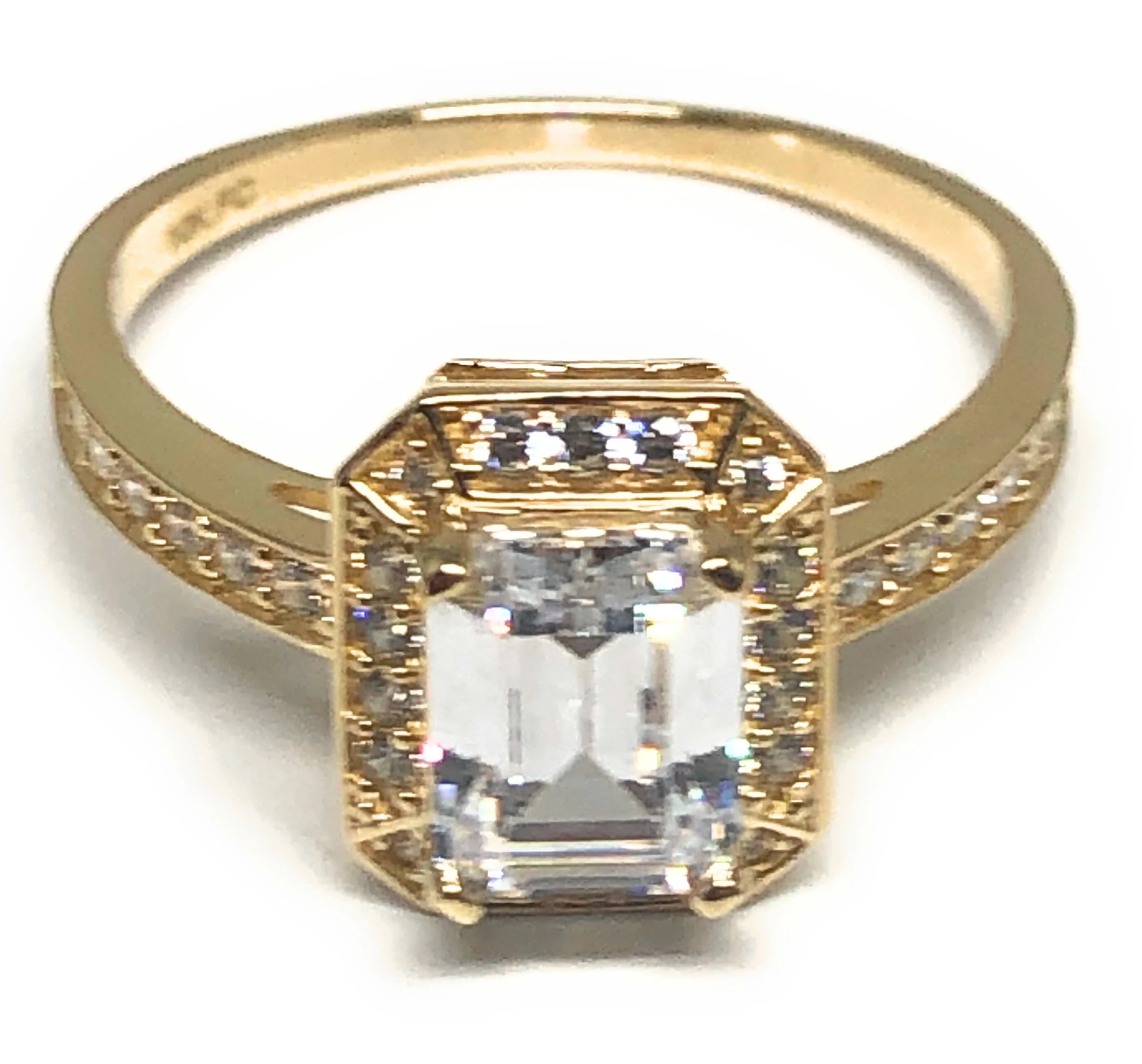 10k Solid Gold Yellow Gold CZ Ring (FC 97)
