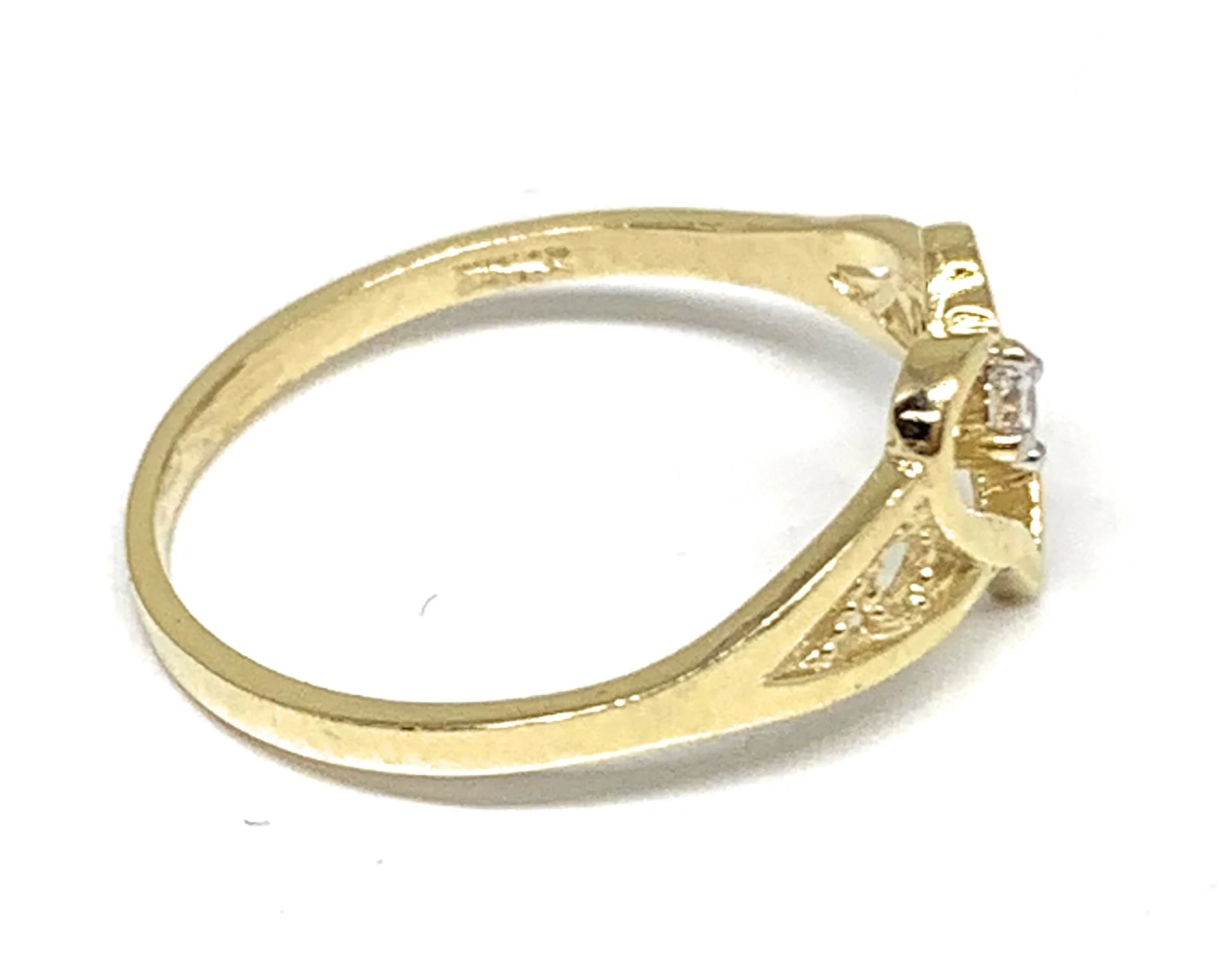 10k Solid Gold Yellow Gold Heart CZ Ring - Image 2