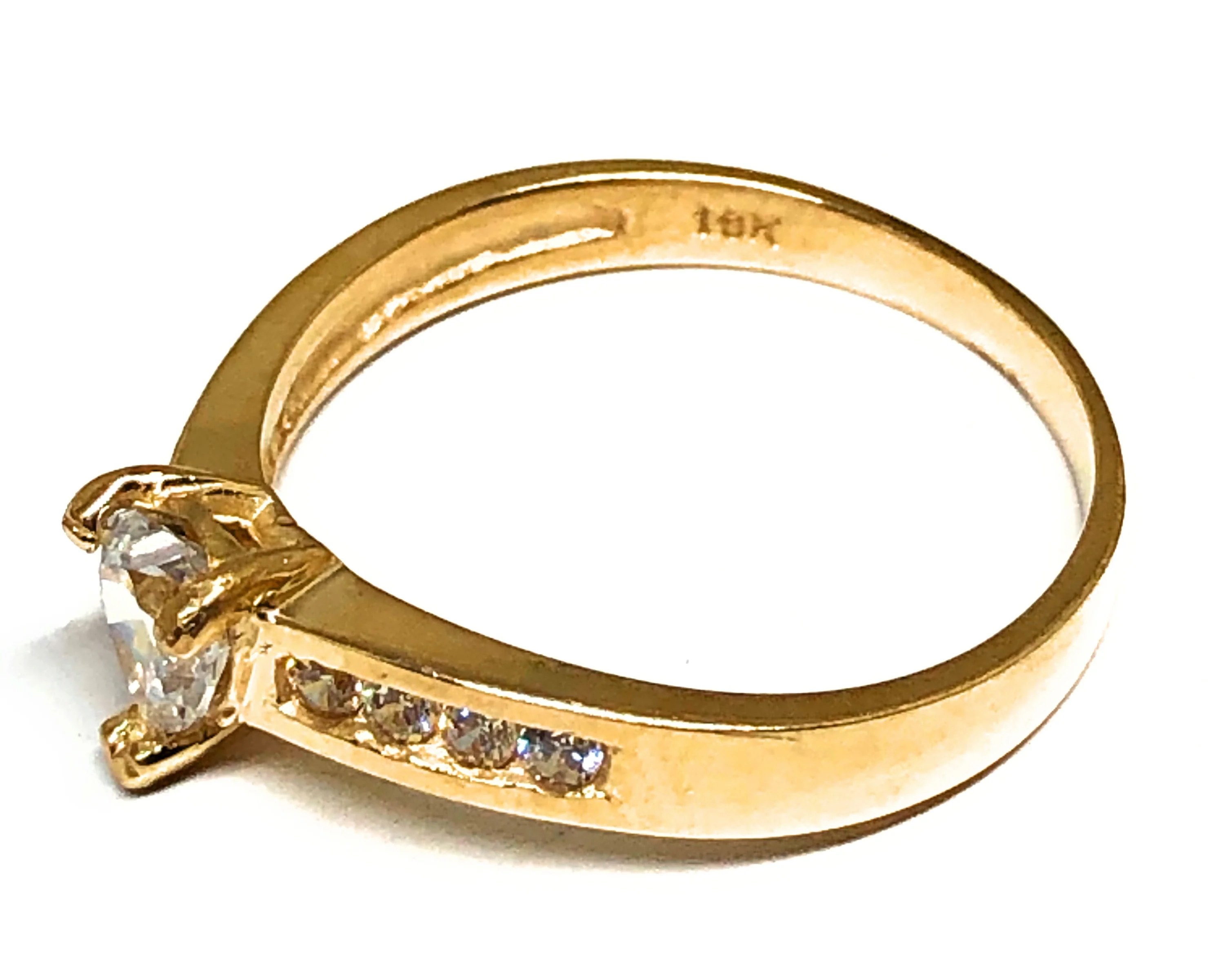 10k Solid Gold Yellow Gold Heart White CZ Ring - Image 3
