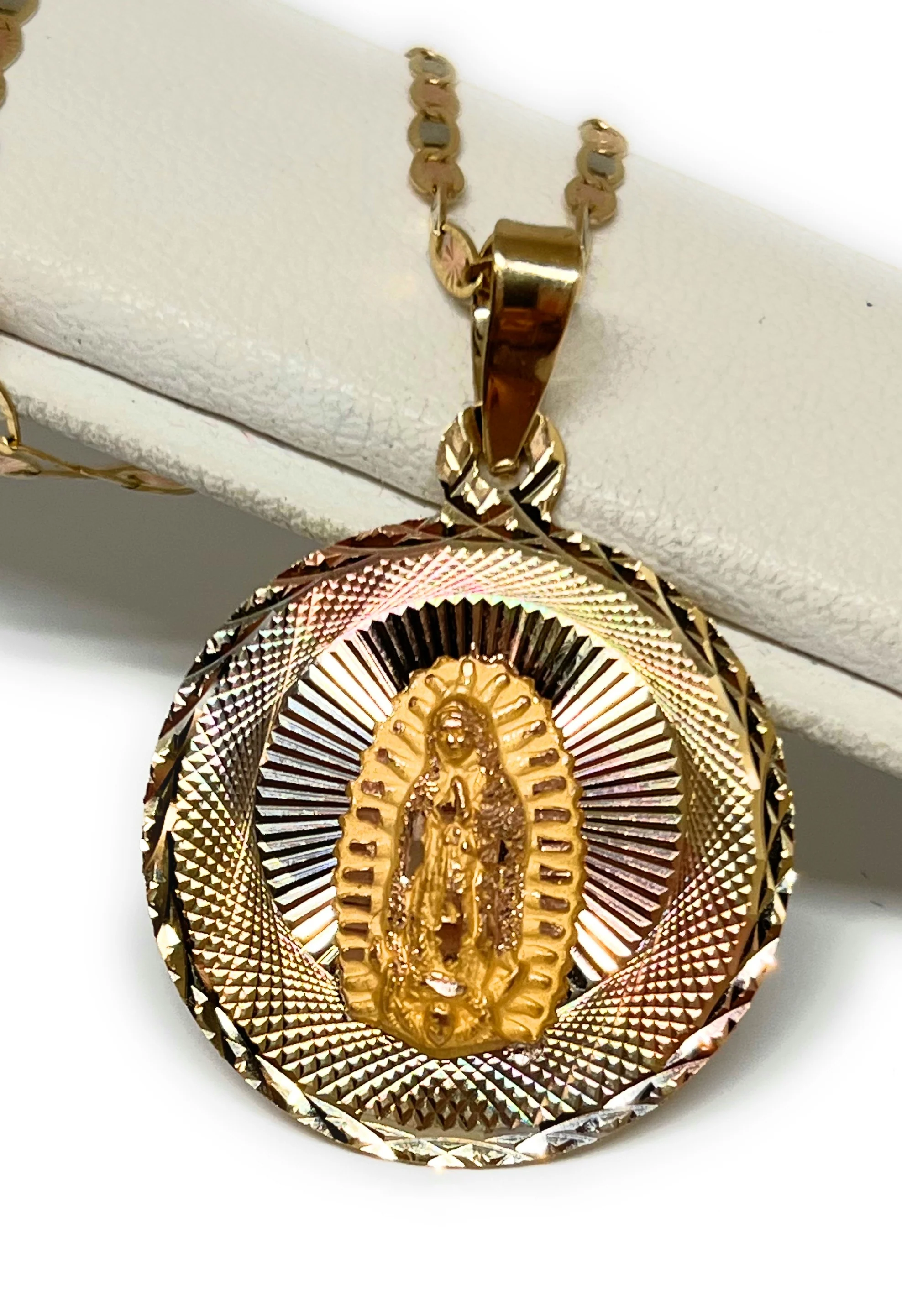 10k Solid Gold Tri-Color Jesus Sagrado Corazon & Virrgin Mary Double Sided Pendant Necklace (MADE IN MX) (MED, LG) - Image 5