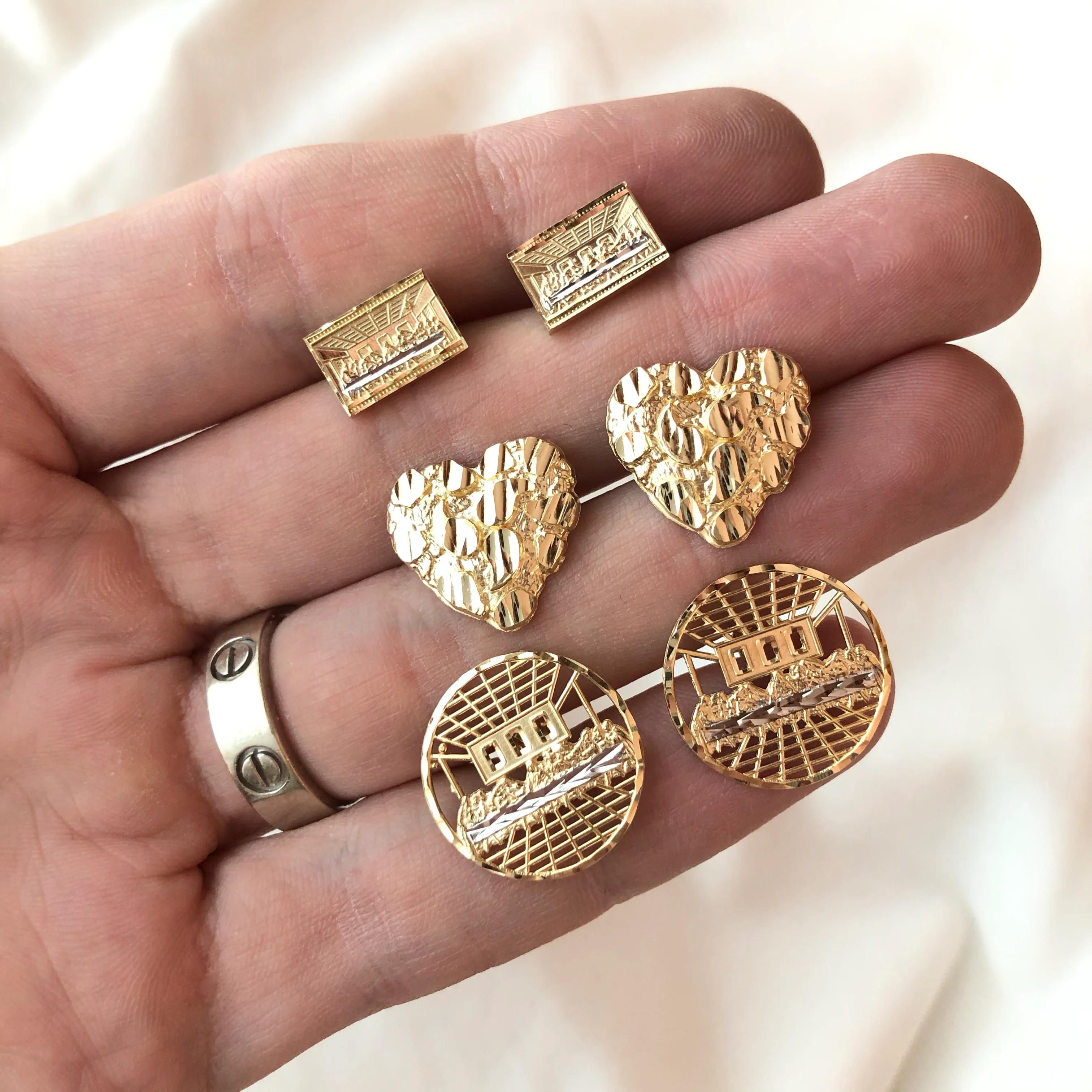 10k Solid Gold Yellow Heart Nugget Stud Earrings (MED) - Image 4