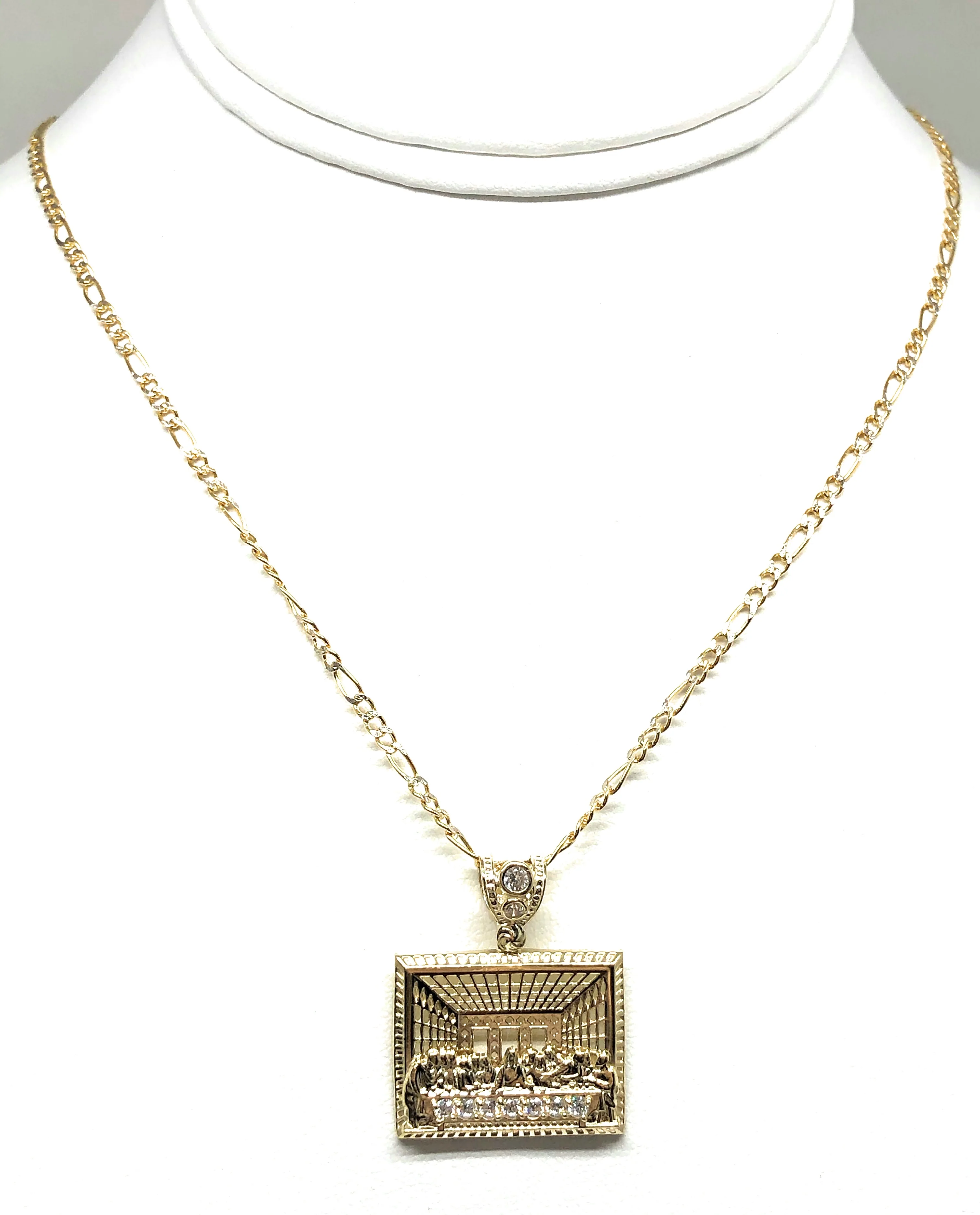 10k Solid Gold Yellow Jesus Last Supper CZ Pendant Necklace - Image 4