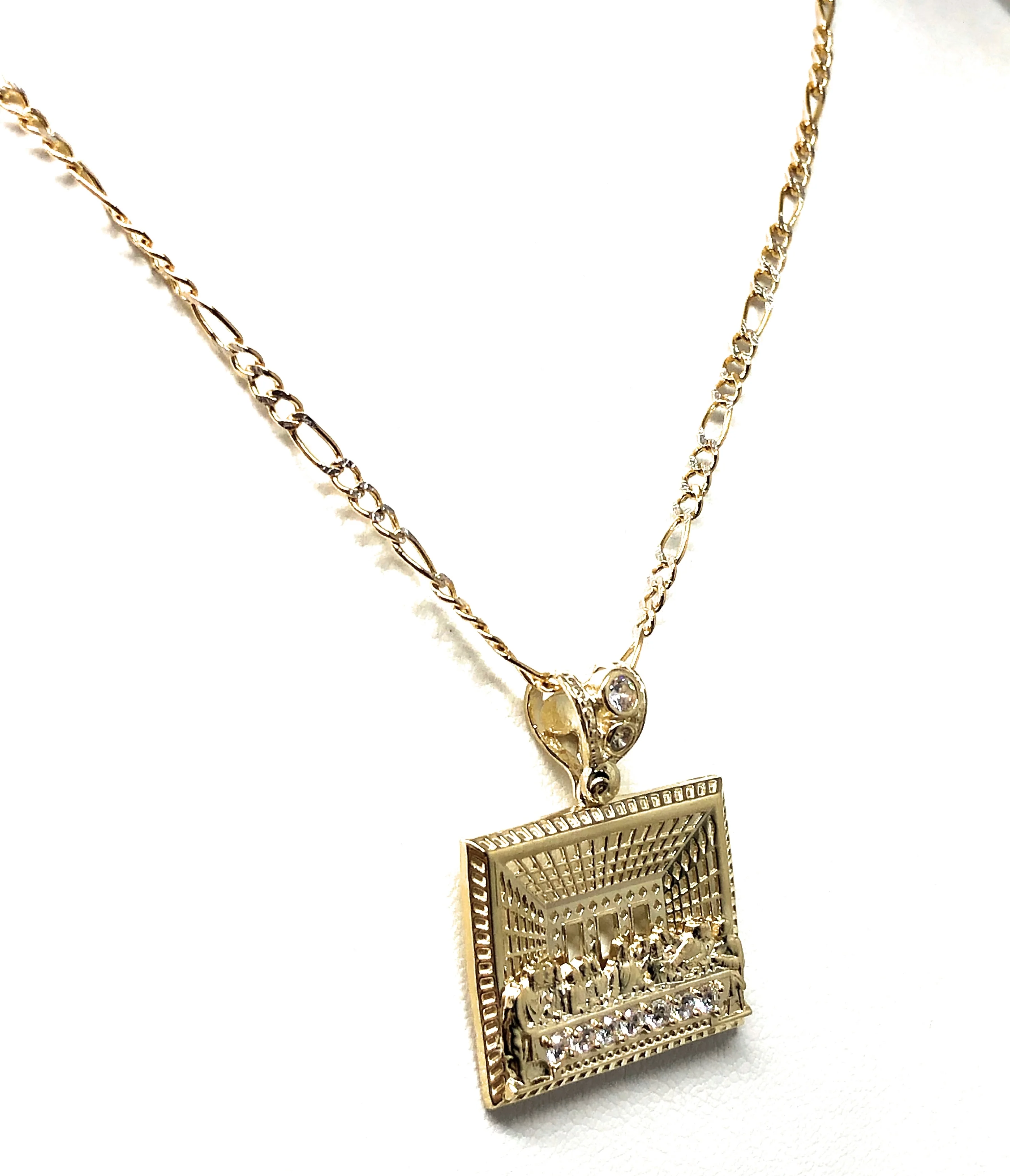 10k Solid Gold Yellow Jesus Last Supper CZ Pendant Necklace - Image 6