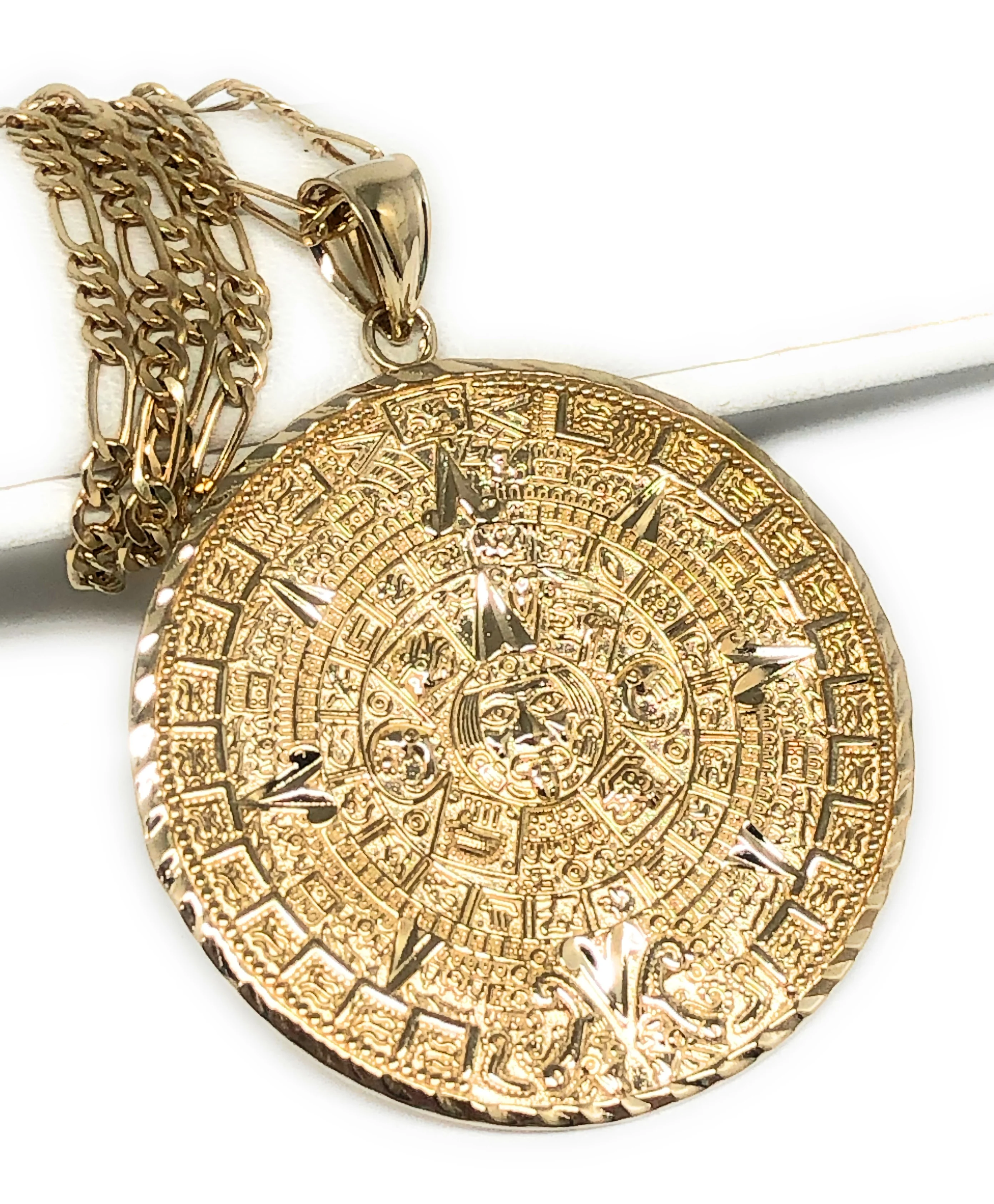 10k Solid Gold Yellow Mexican Aztec Calendar Pendant Necklace (11g) (FC)