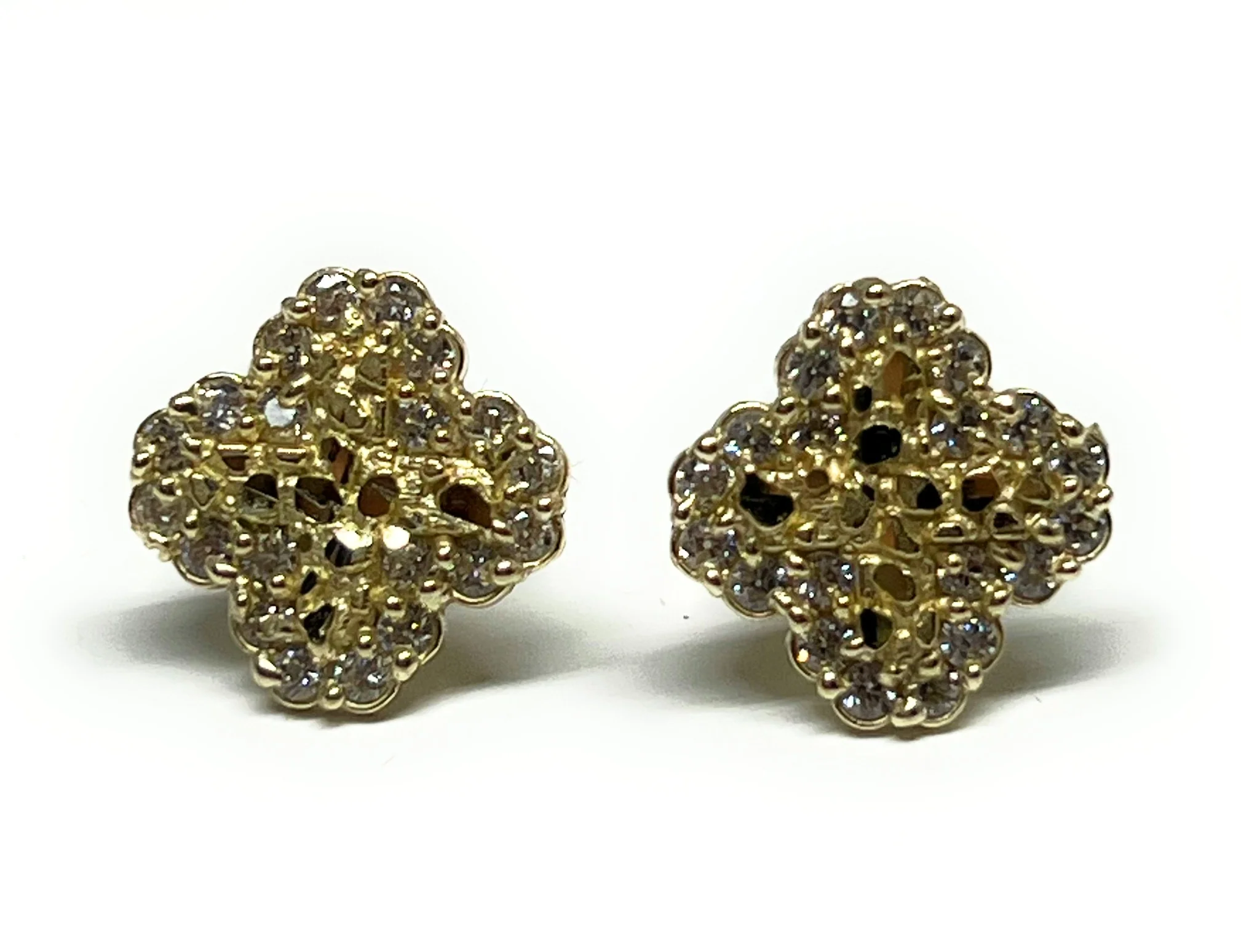 10k Solid Gold Yellow Nugget FLOWER CLOVER CZ Stud Earrings 12mm