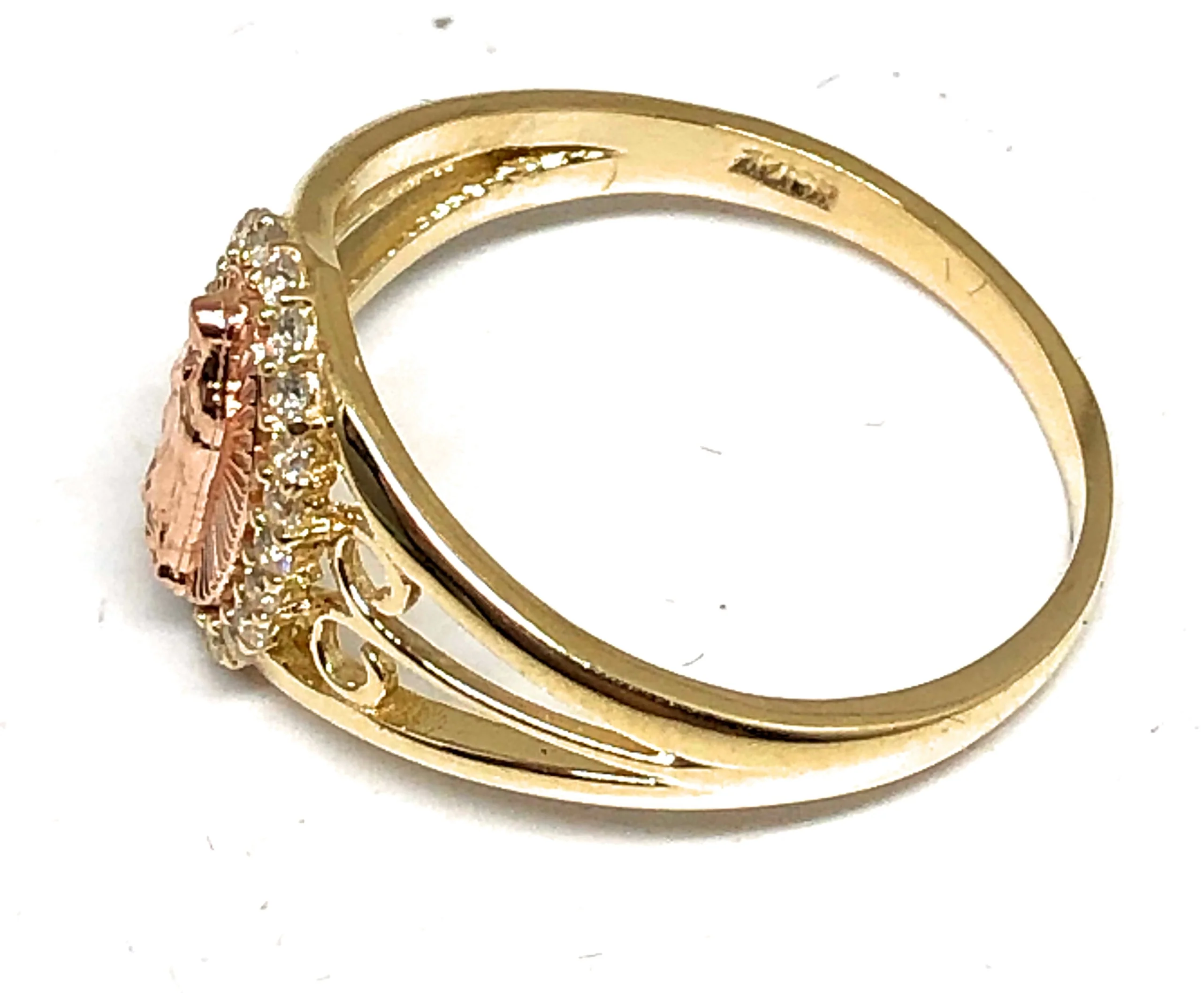 10k Solid Gold Yellow & Rose Gold Virrgin Mary CZ Ring - Image 2