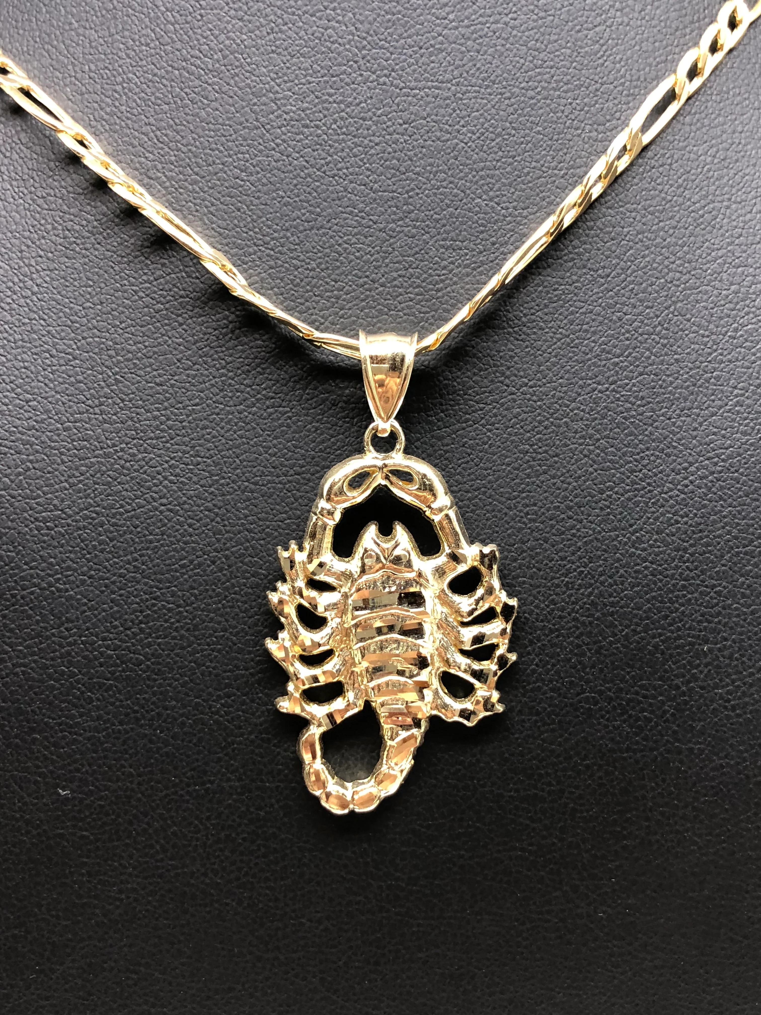 10k Solid Gold Yellow Scorpion Pendant Necklace with Chain - Image 7