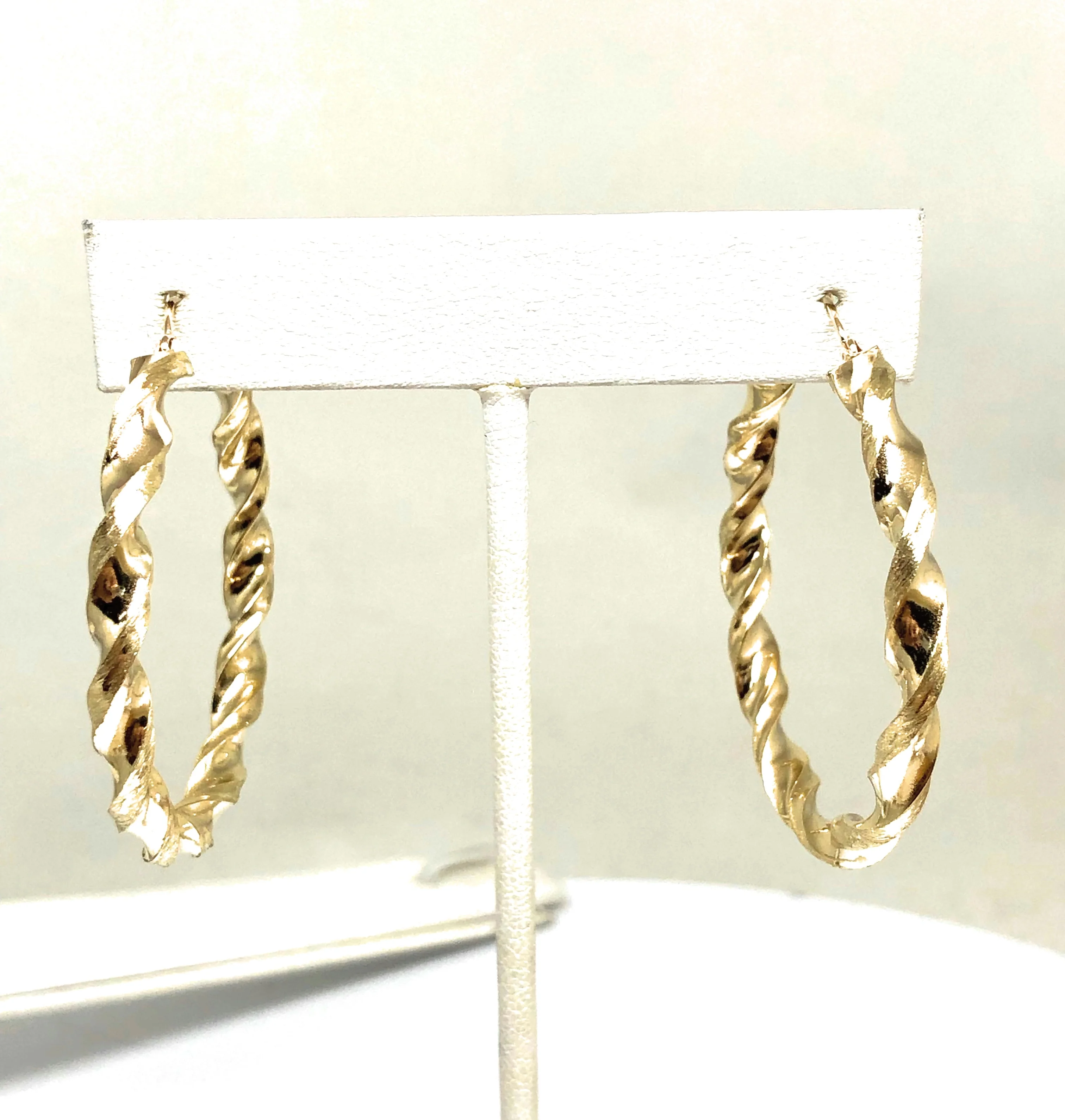 10k Solid Gold Yellow Twist Hoop Earrings 1-1.5 INCH Arracadas - Image 4