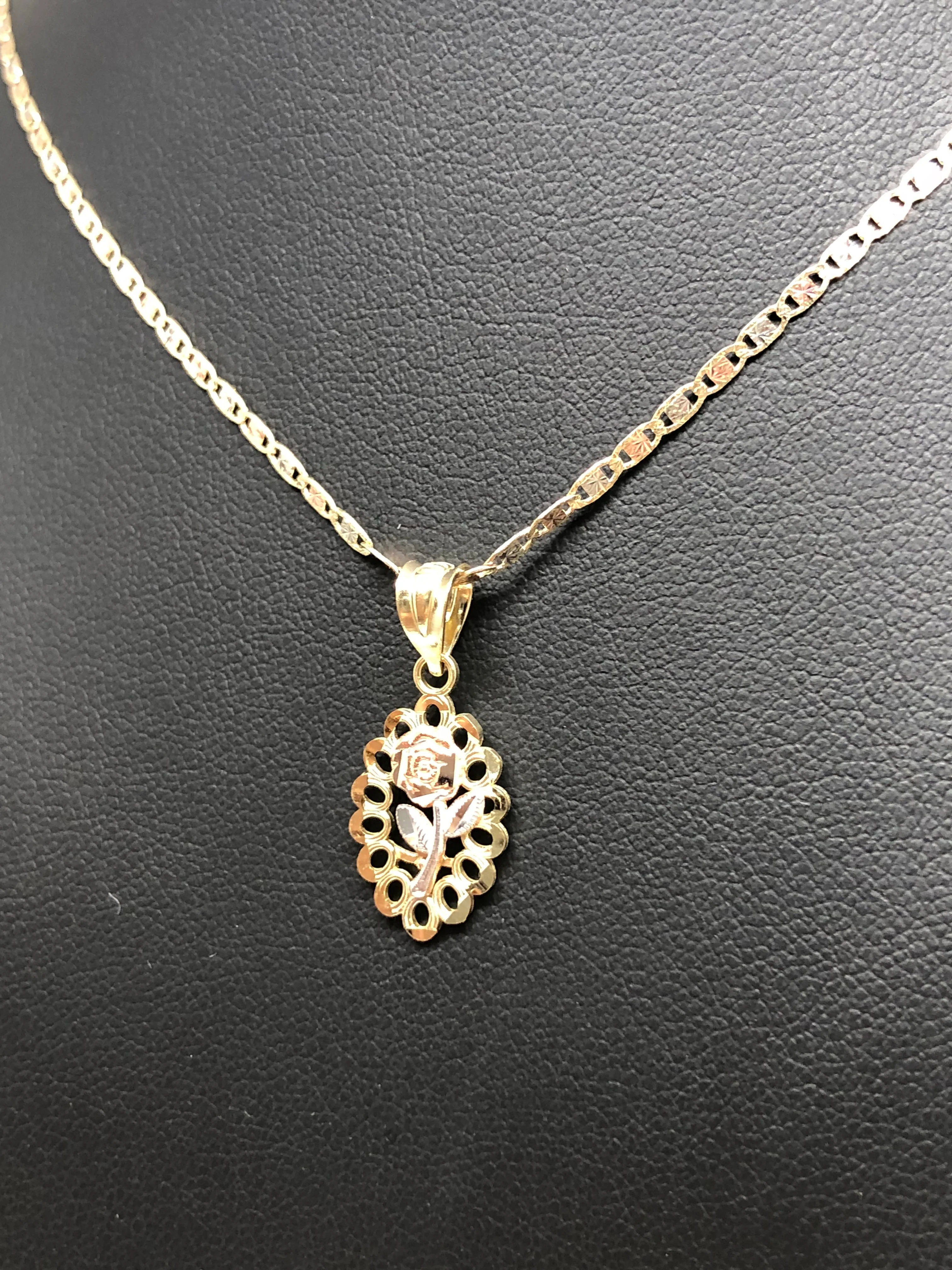 14k Solid Gold Tri-Color Flower Pendant Necklace Tri-Color Valentina Chain - Image 7