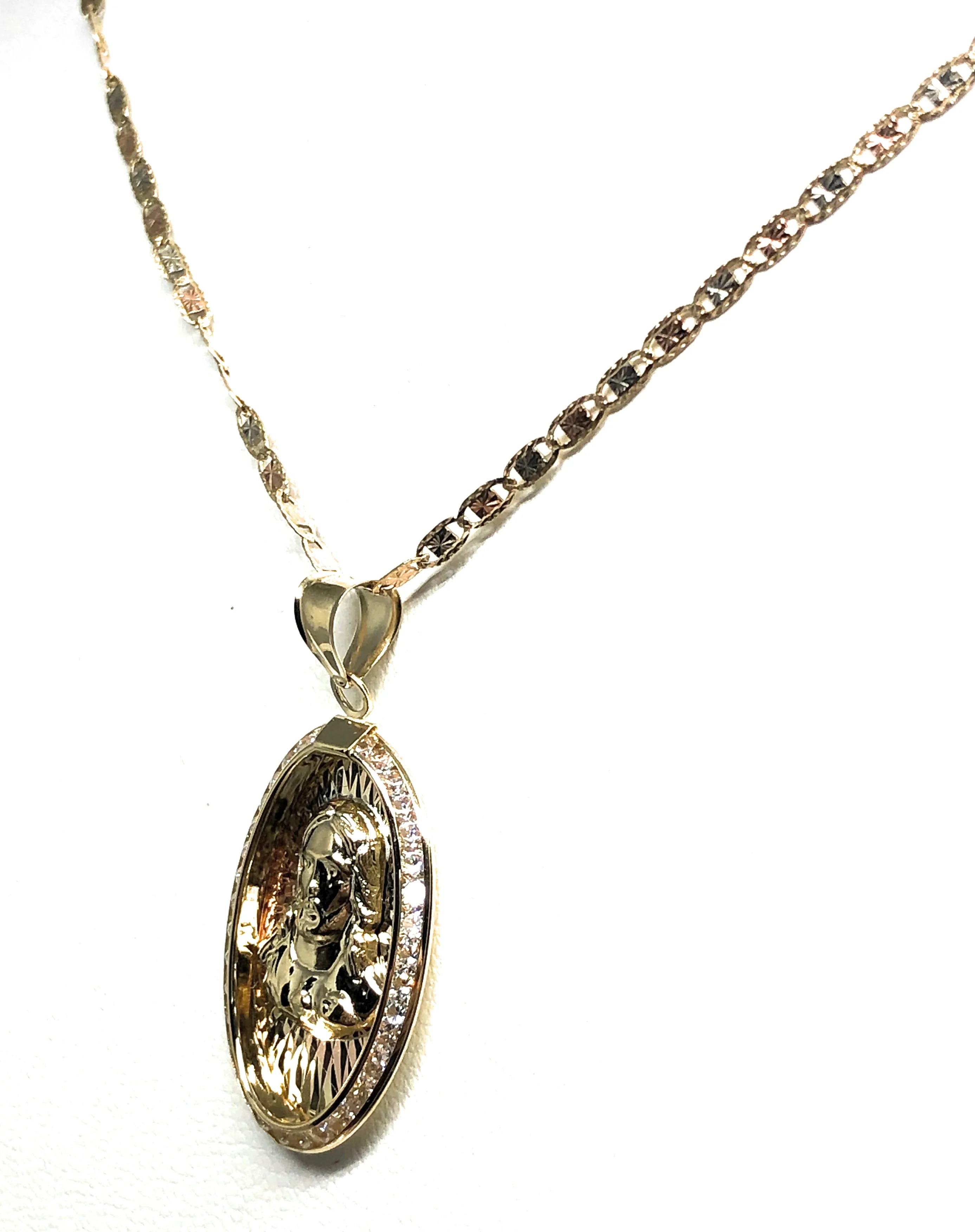 14k Solid Gold Tri-Color Jesus Sagrado Corazon Oval Pendant Necklace Valentina Chain - Image 7