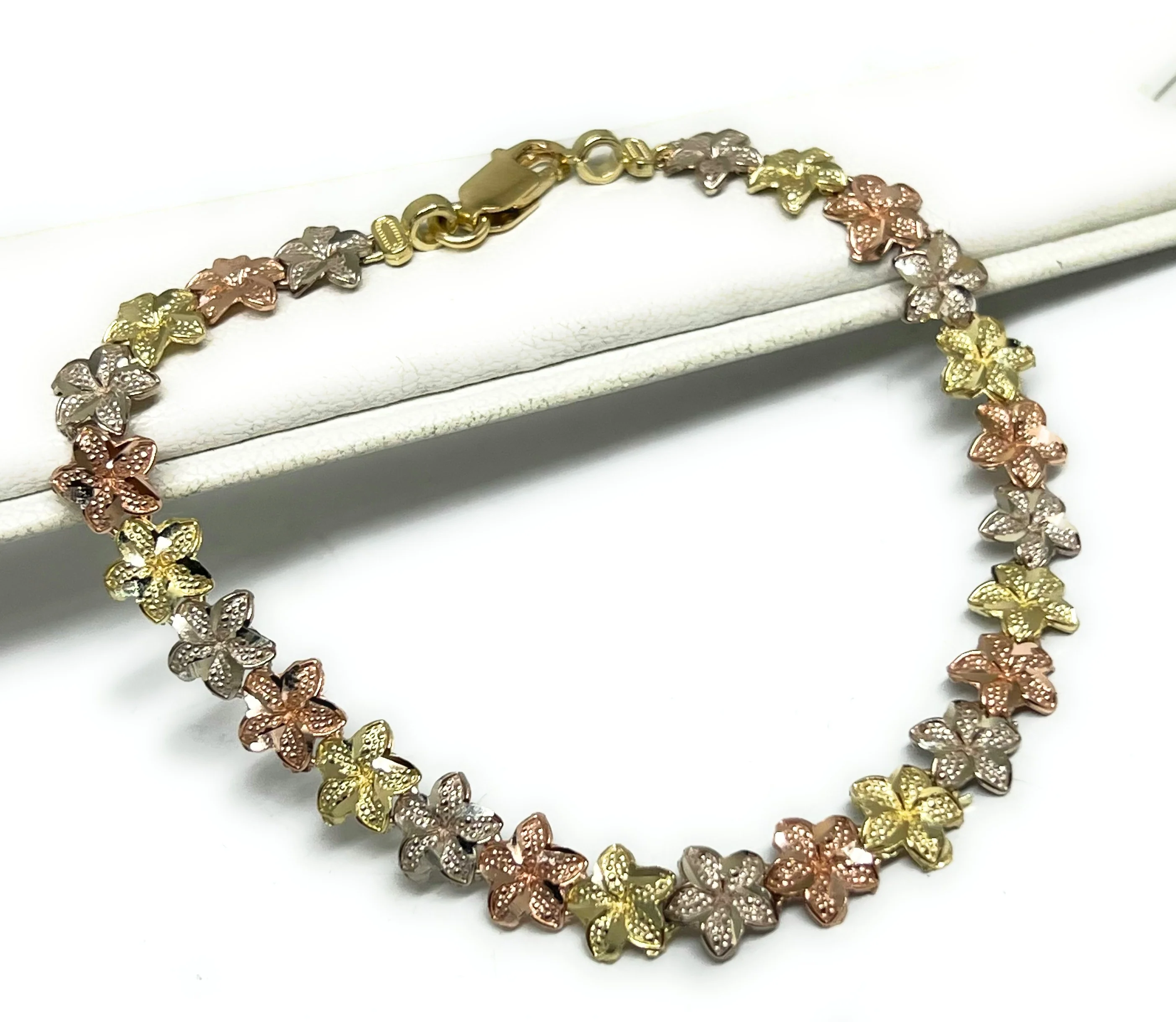 10k Solid Gold Tri-Color Plumeria Flower 7.5-8 INCH 7-9MM BRRACELET - Image 6