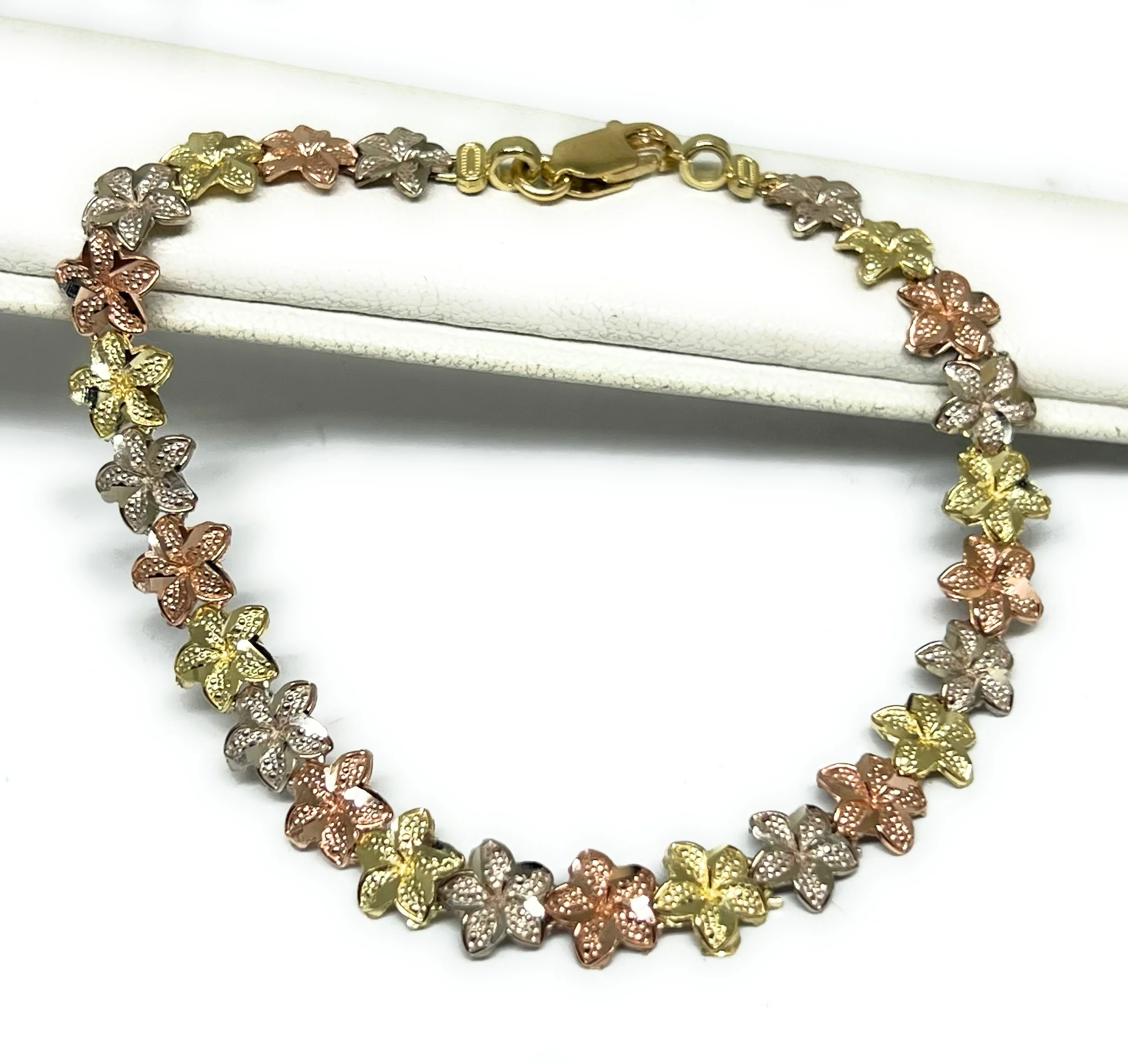 10k Solid Gold Tri-Color Plumeria Flower 7.5-8 INCH 7-9MM BRRACELET - Image 7