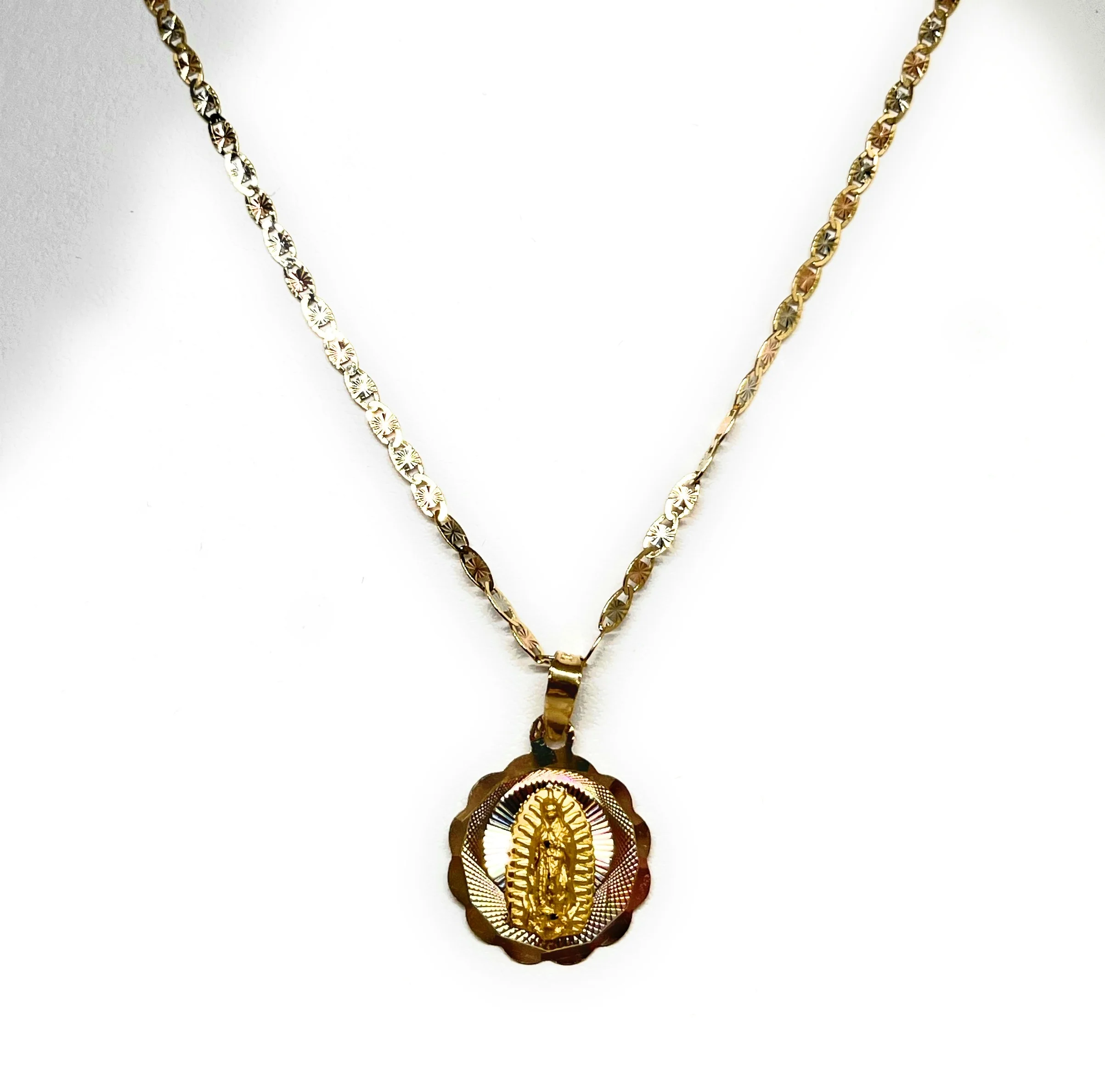 10k Solid Gold Tri-Color Virrgin Mary Pendant Necklace Virrgen Gaudalupe  (MADE IN MX) - Image 4