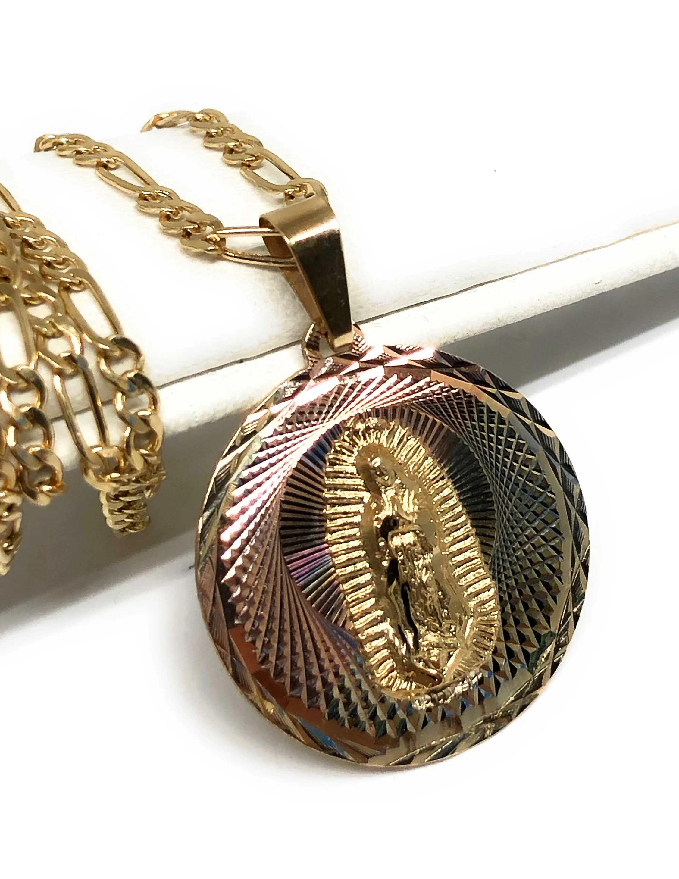 14k Solid Gold Tri-Color Virrgin Mary Round Pendant Virrgen Guadalupe Figaro Chain (SM,MED,LG) - Image 4