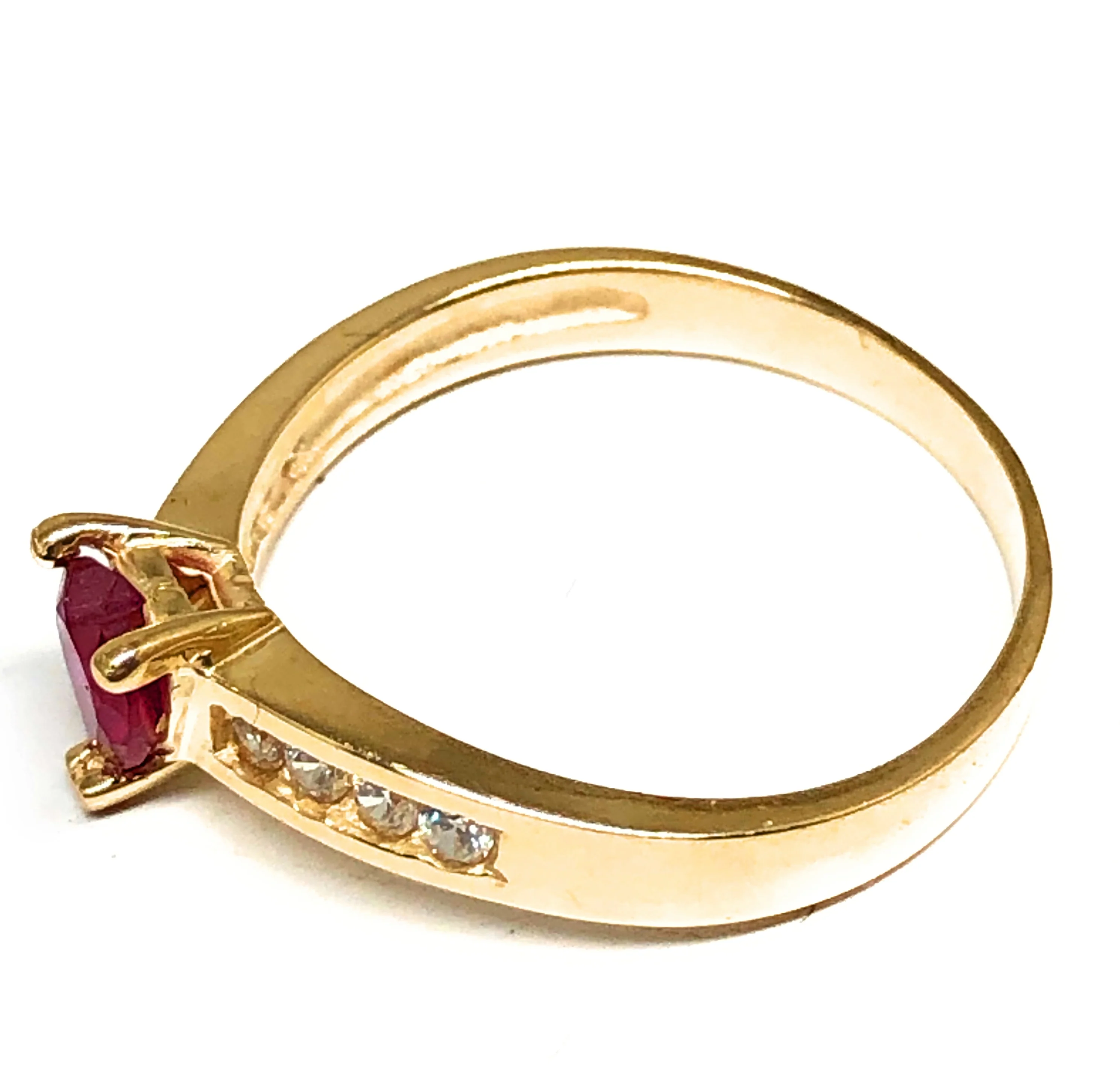 14k Solid Gold Yellow Gold Heart CZ Ring (RED, PURPLE) - Image 3