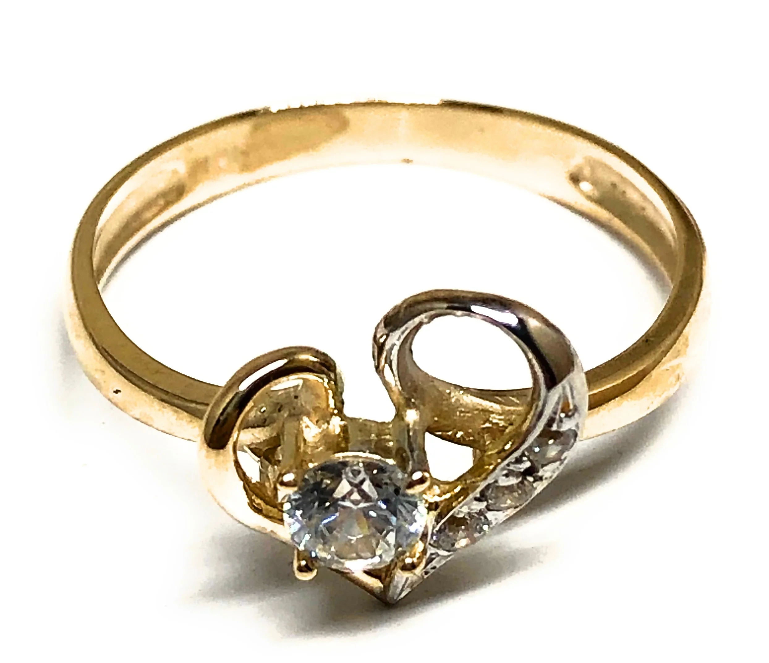 14k Solid Gold Yellow Gold Heart White CZ Ring - Image 2