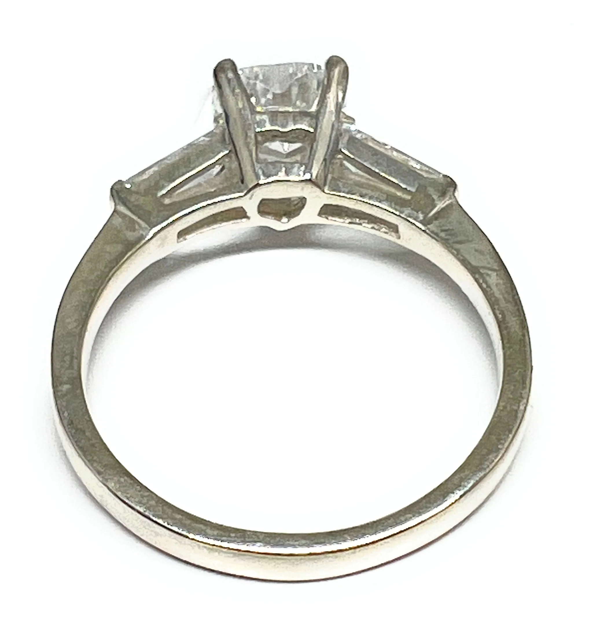 .925 Silver Classic White CZ Heart Ring - Image 3