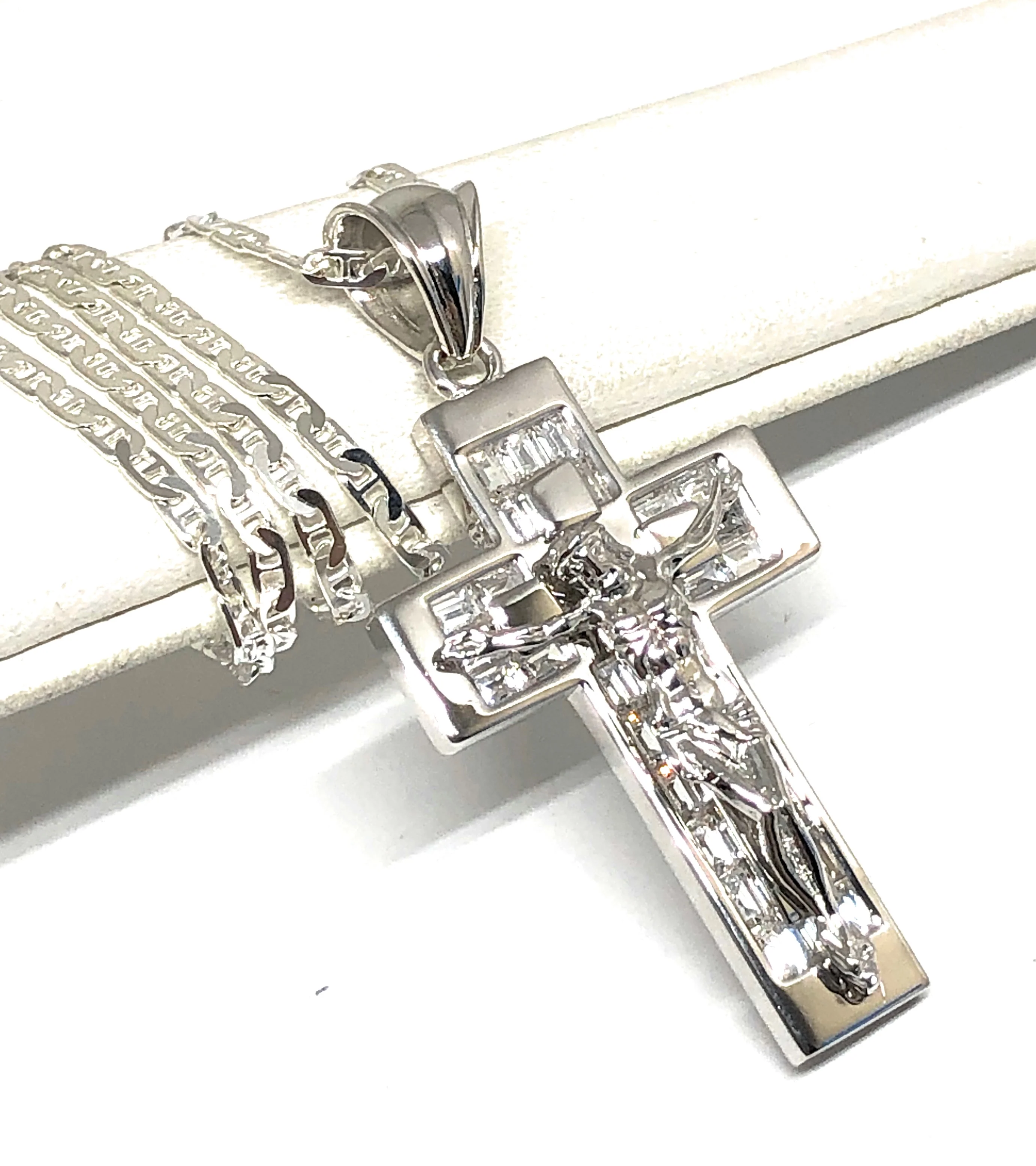 .925 Silver Jesus Cross Crucifix CZ Pendant Necklace with Valentina Chain - Image 6