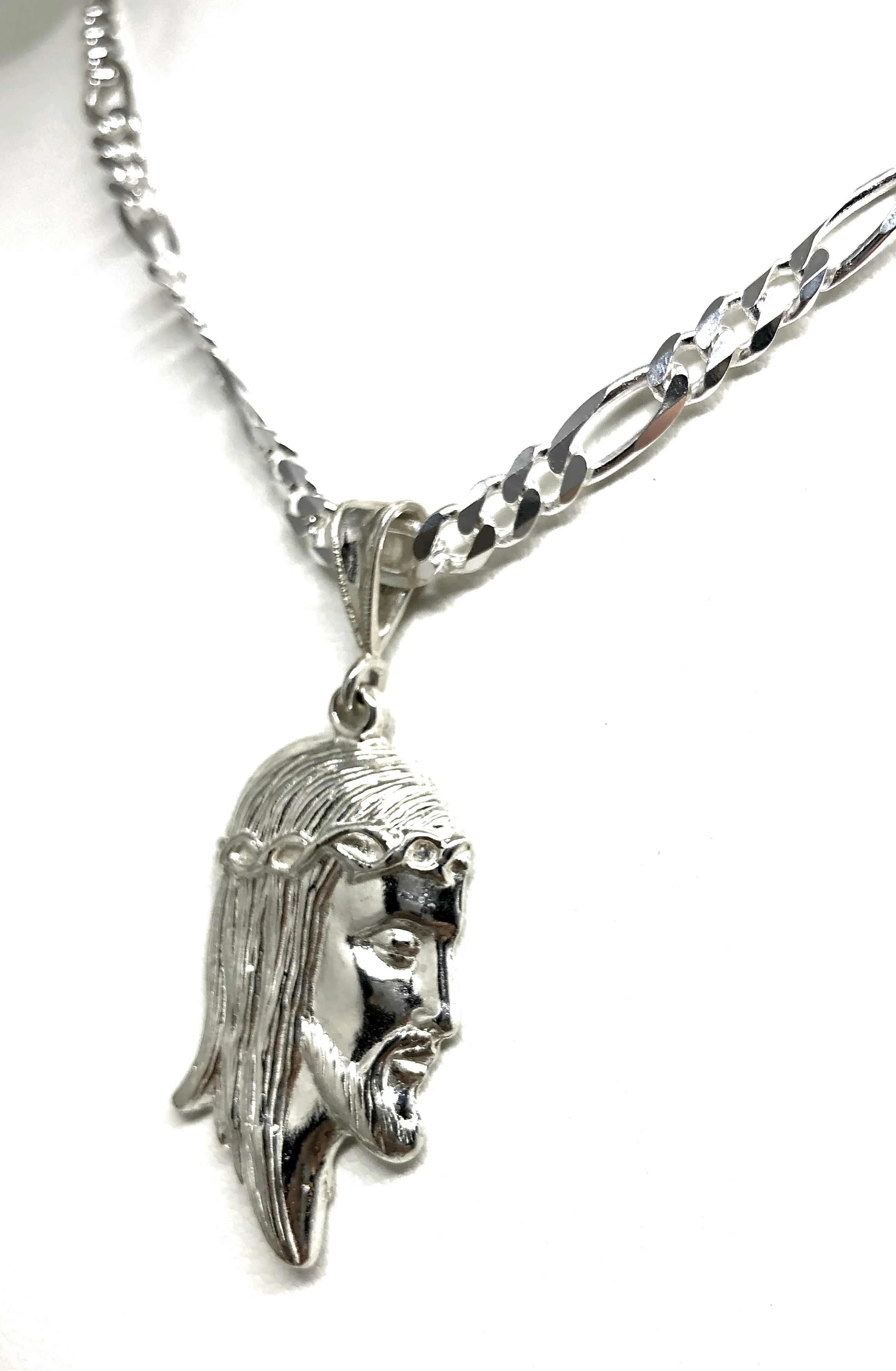 .925 Silver Jesus Face Pendant Necklace with Figaro Chain - Image 5