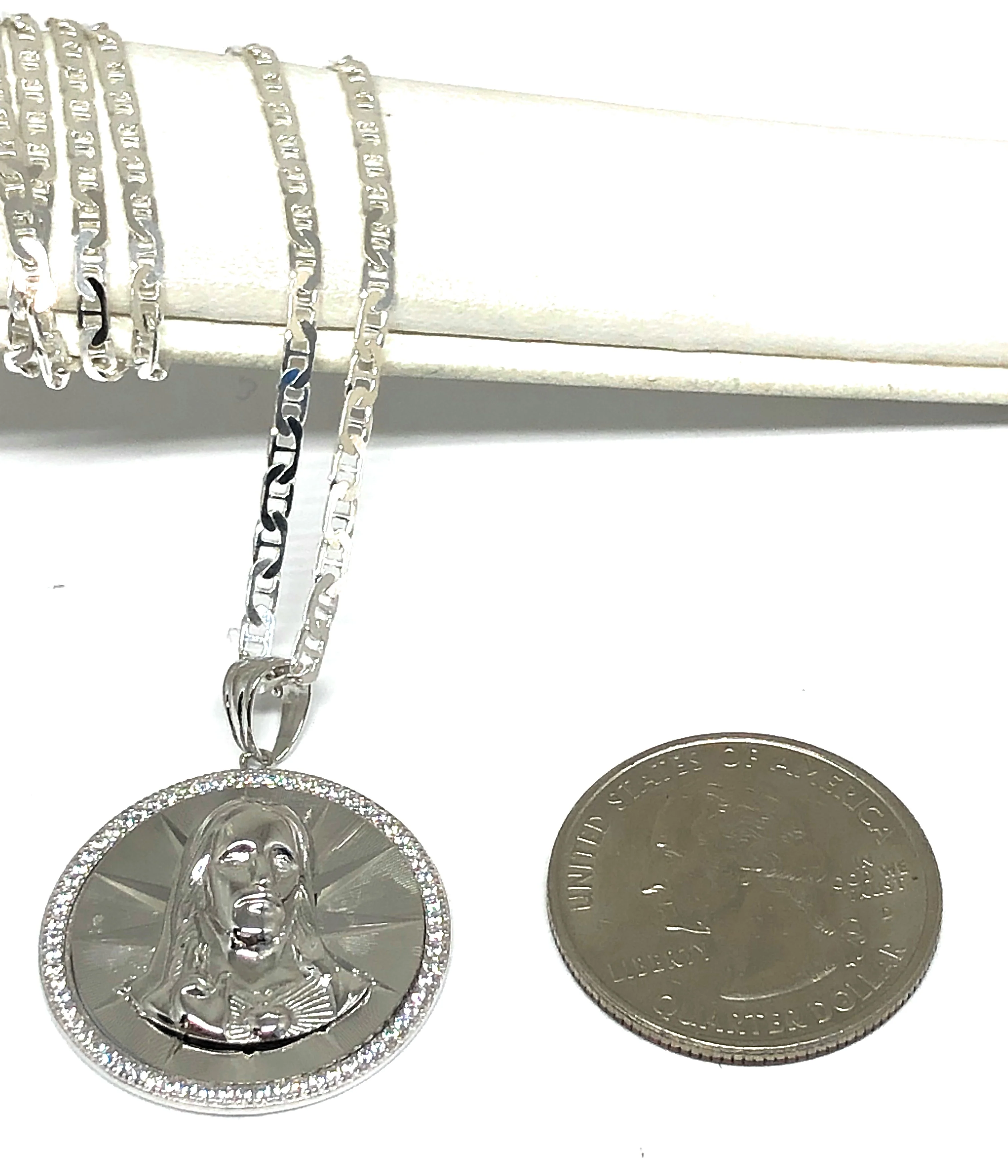 .925 Silver Jesus Sagrado Corazon CZ Pendant Necklace with Valentina Chain - Image 2