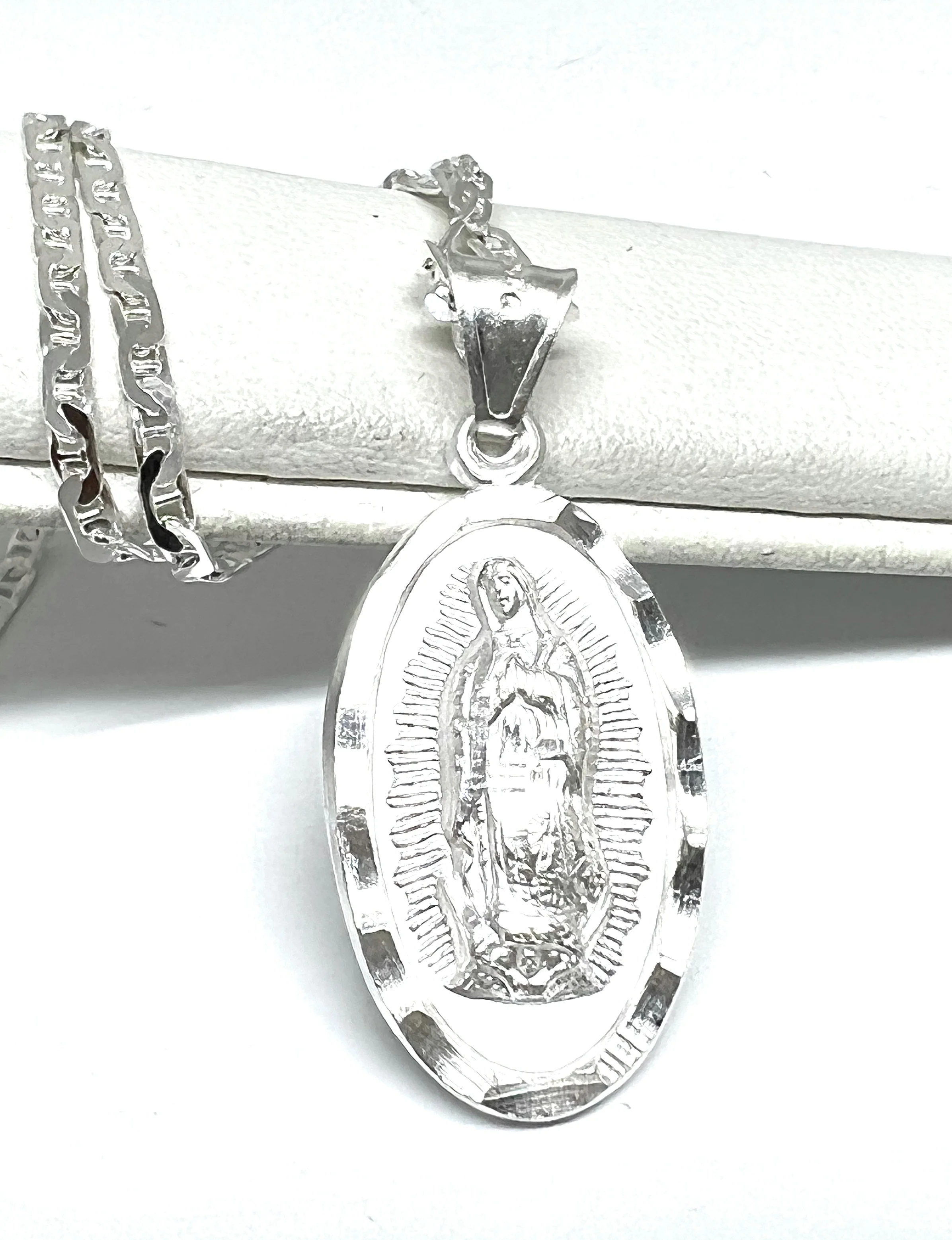 .925 Silver Jesus Sagrado Corazon & Virrgin Mary Double Sided Pendant Necklace - Image 3