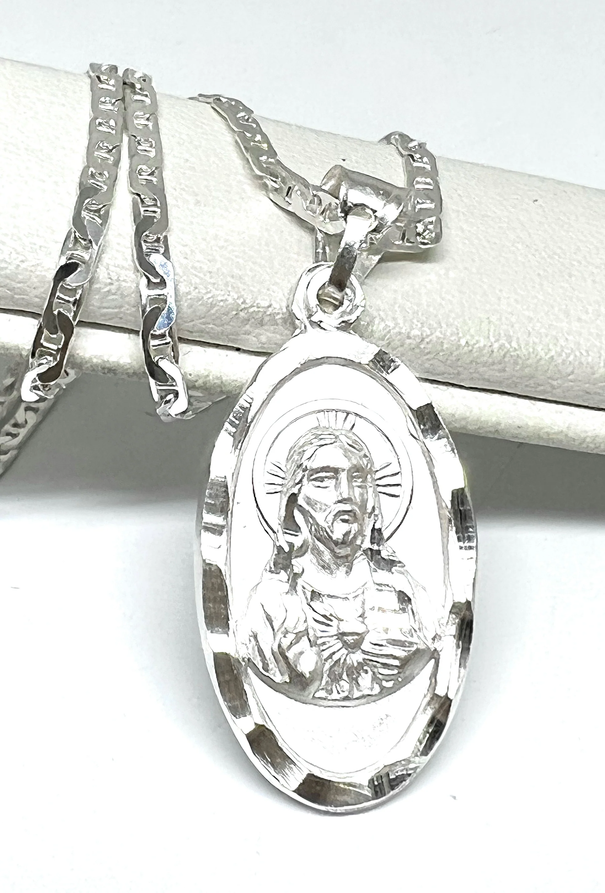 .925 Silver Jesus Sagrado Corazon & Virrgin Mary Double Sided Pendant Necklace - Image 8