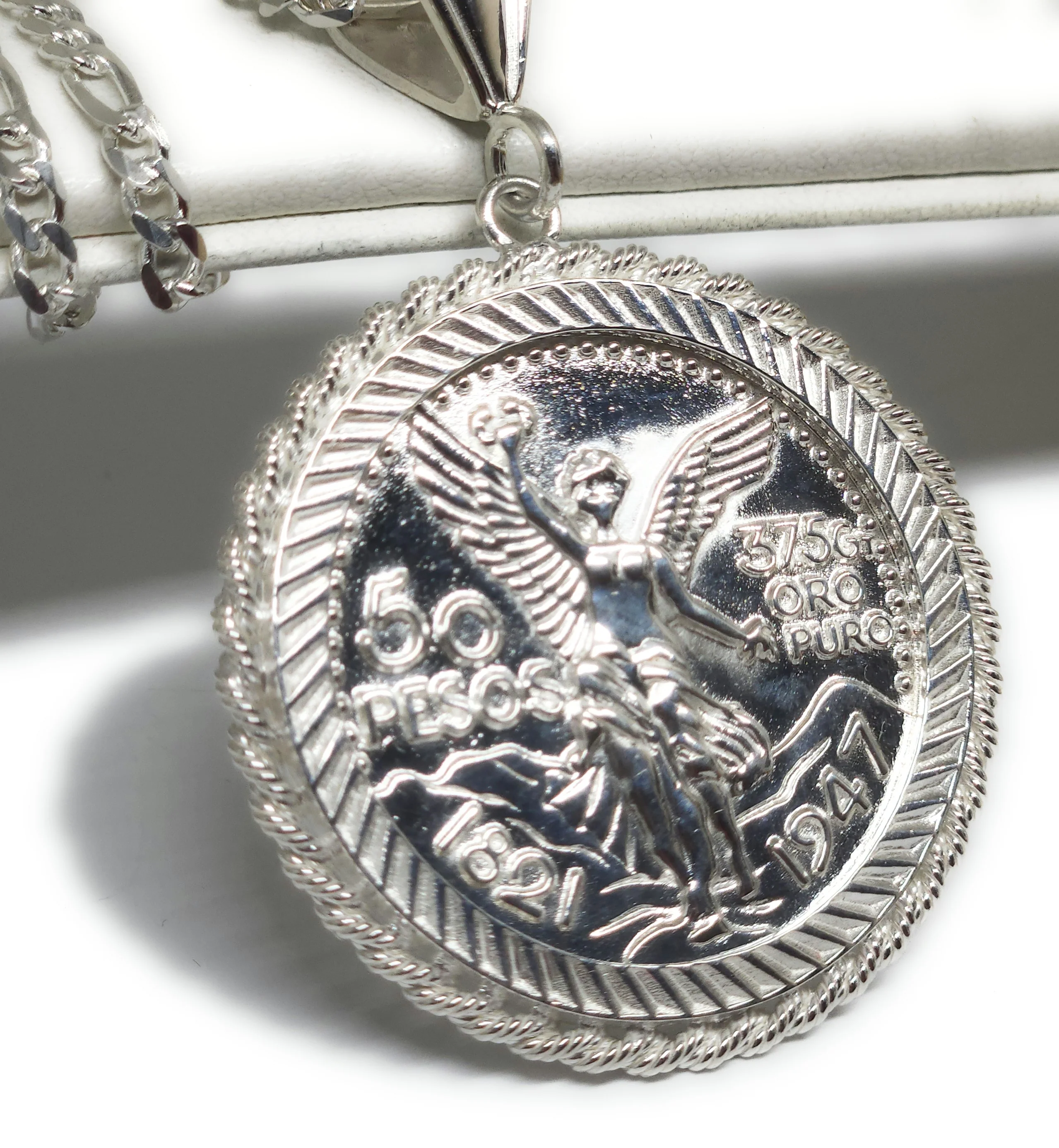 .925 Silver MEXICAN CENNTENARIO 50 PESOS COIN PENDANT NECKLACE (COPY OF ORIGINAL) - Image 3