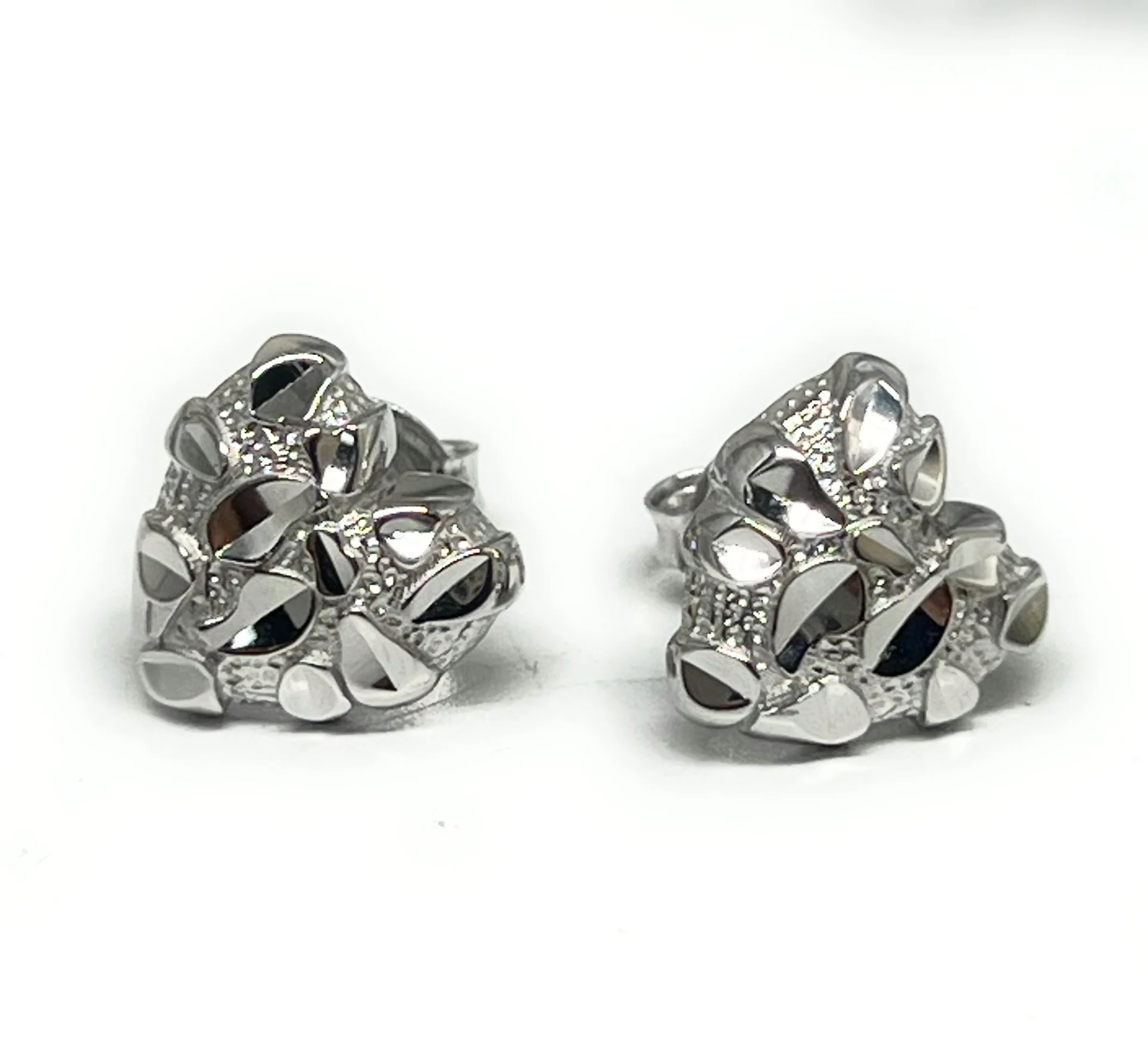 .925 Silver Nugget Heart Earrings (SM)