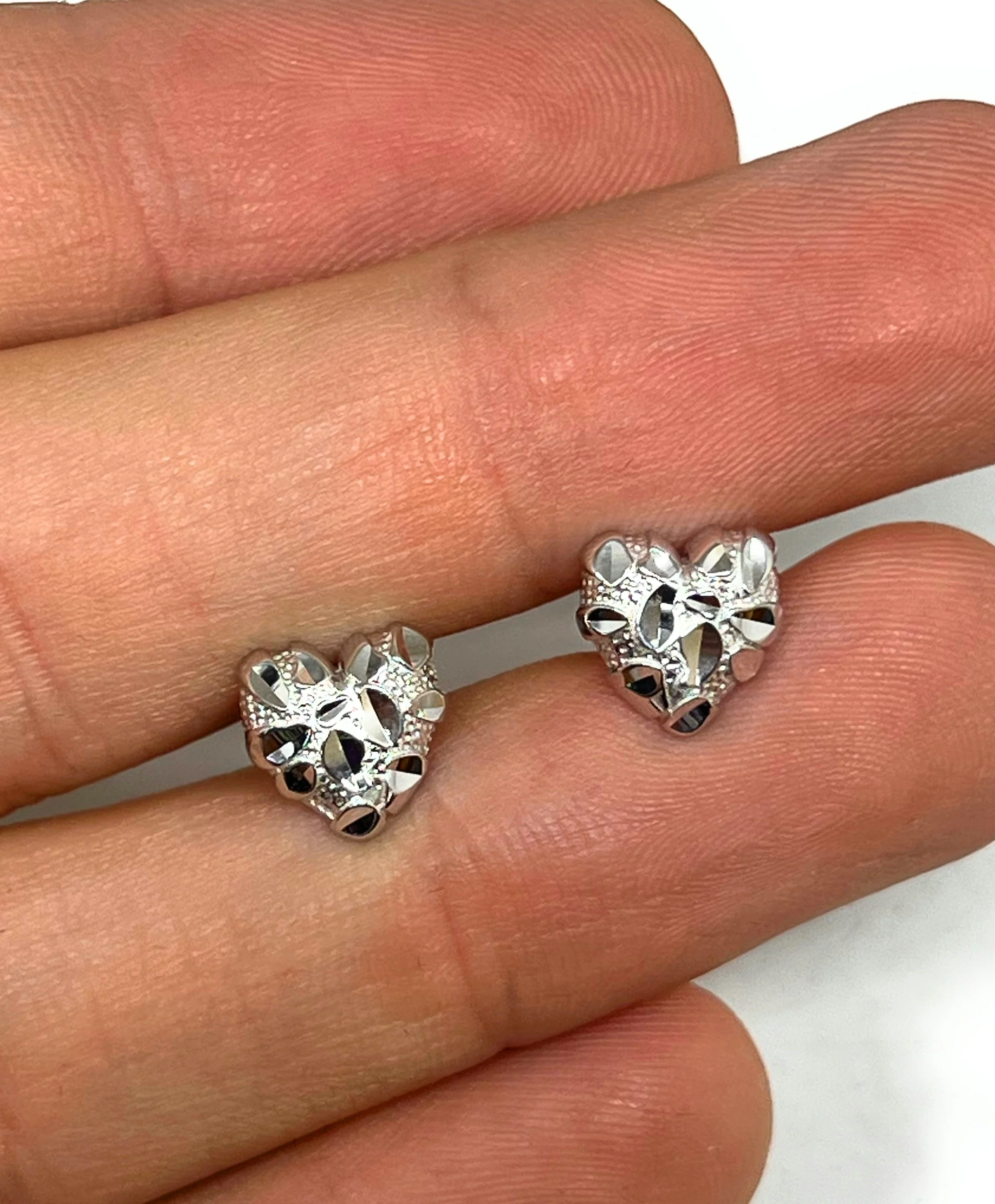 .925 Silver Nugget Heart Earrings (SM) - Image 2