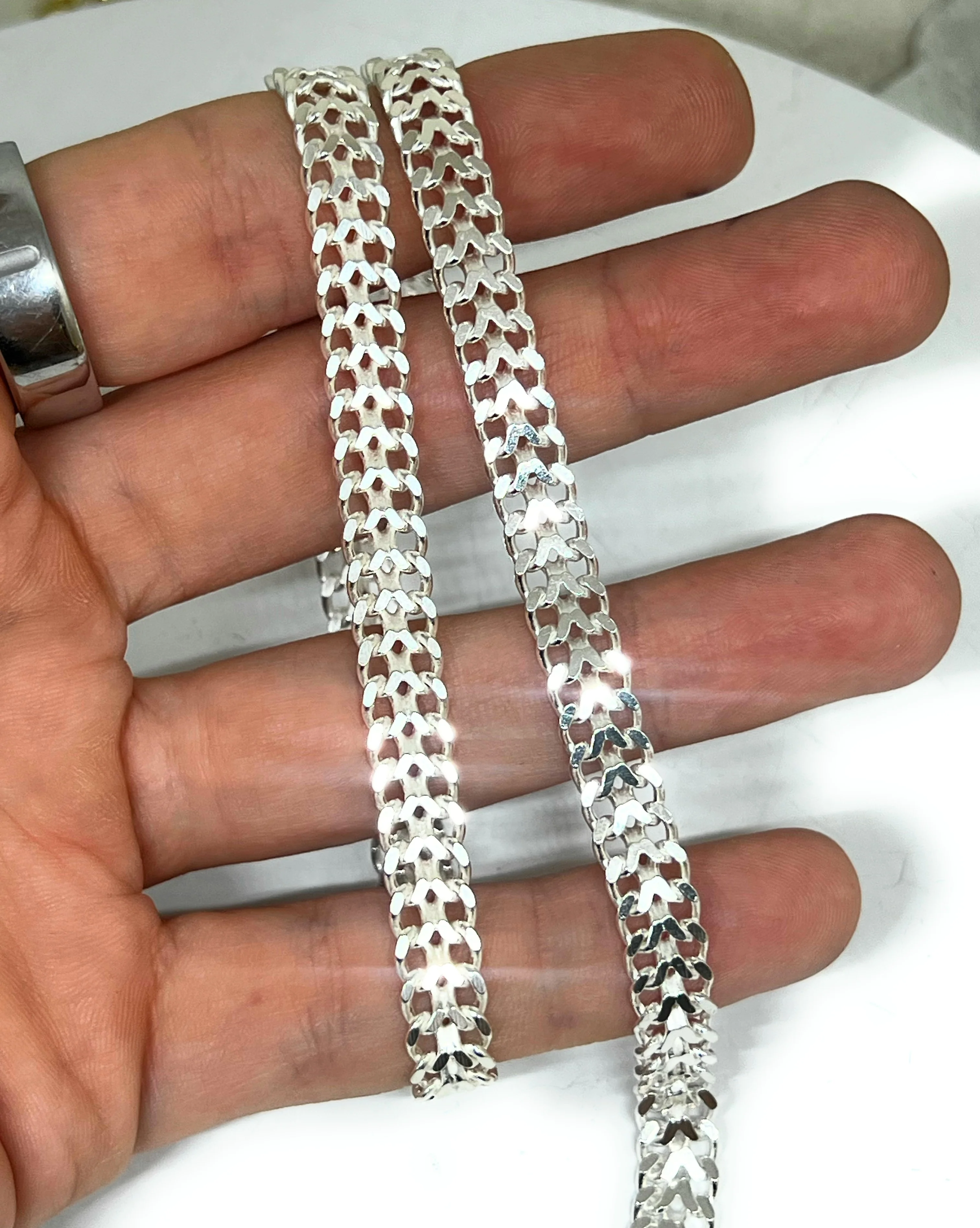.925 Silver PETATILLO LINK 8-8.5 inch 8.2mm width Braccelet - Image 4