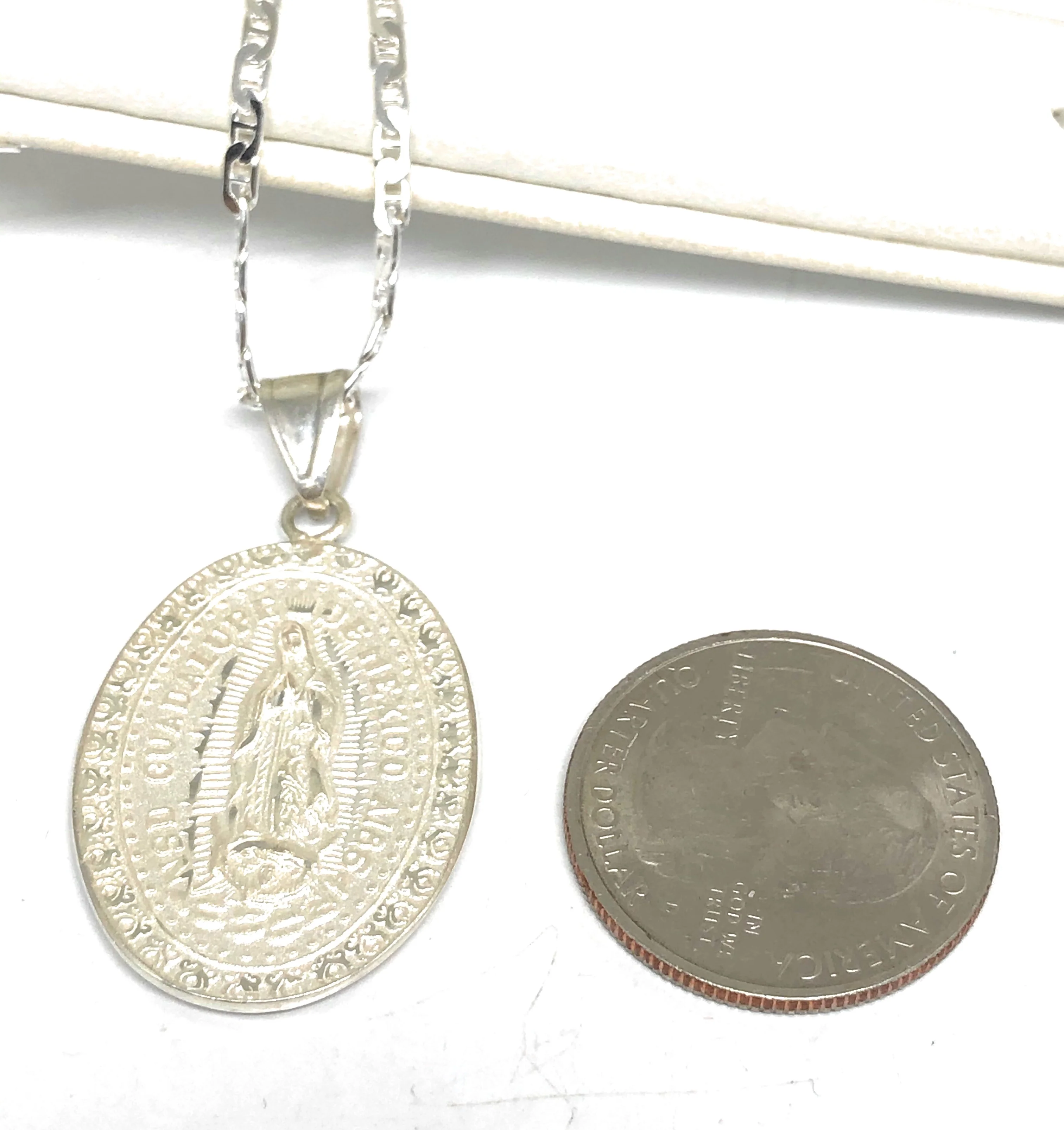 .925 Silver Virrgin Marry Oval Pendant Necklace - Image 2