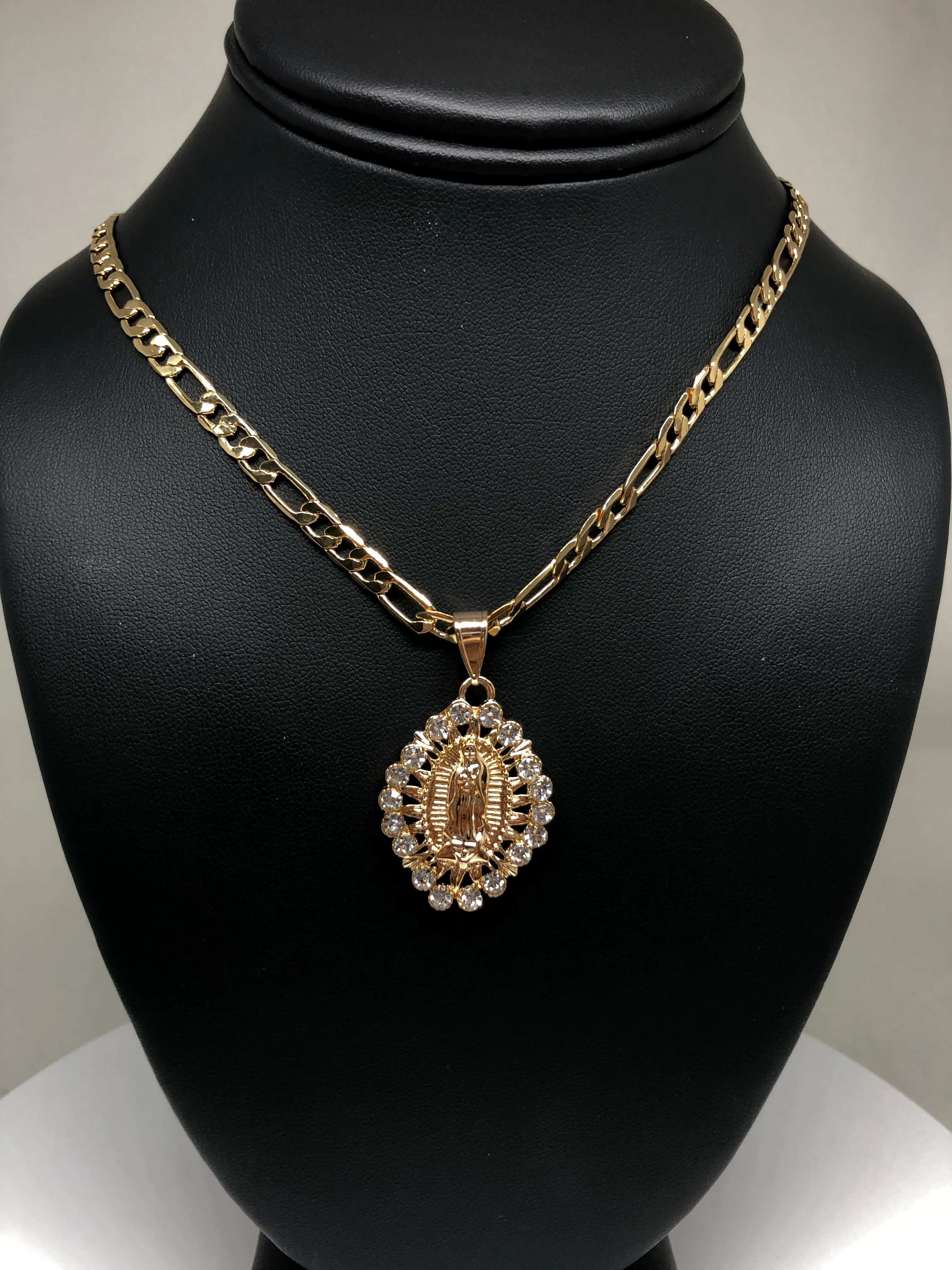 Gold Plated Virgin Mary White Stone Pendant with 26" Chain / Virgen de Guadalupe Medalla Piedras Blancas Cadena 26" Oro Laminado - Image 7