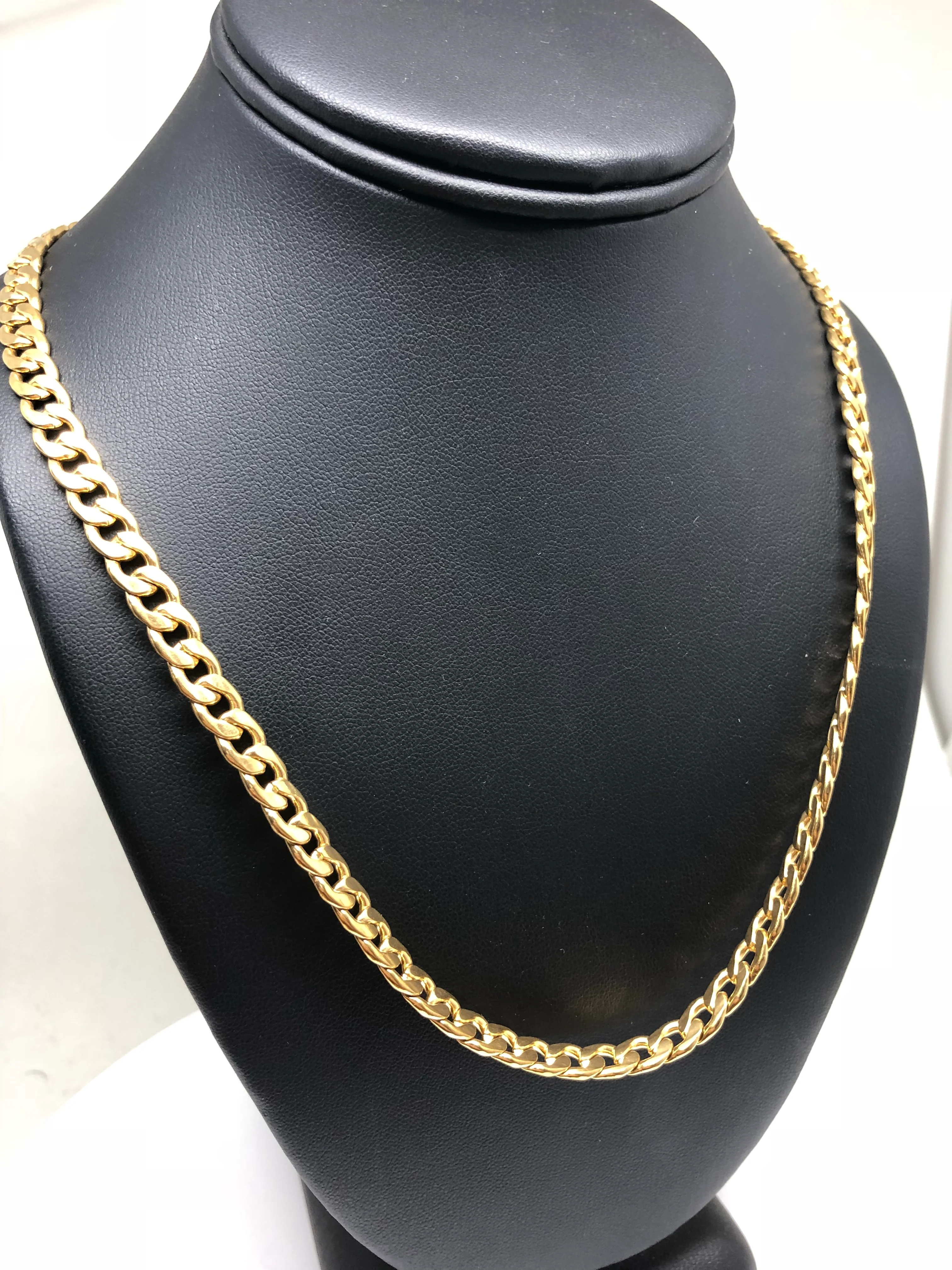 Gold Plated 30" 7mm Cuban Link Chain - Image 3