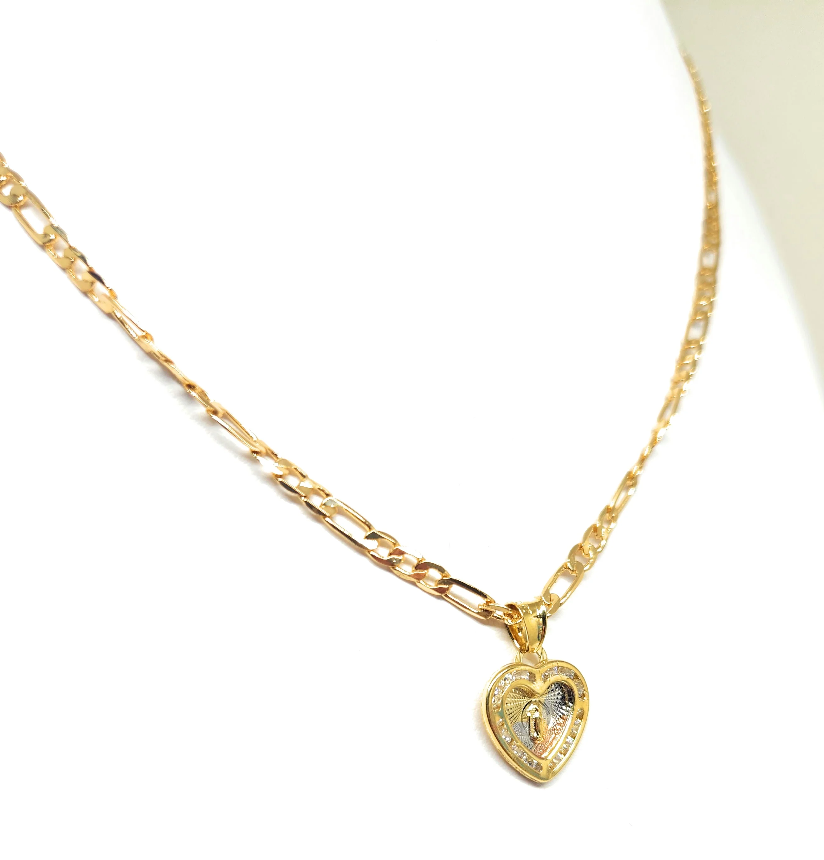 Gold Plated DAINTY Virgin Mary HEART Pendant Necklace 18" Virgen Guadalupe Medalla - Image 4