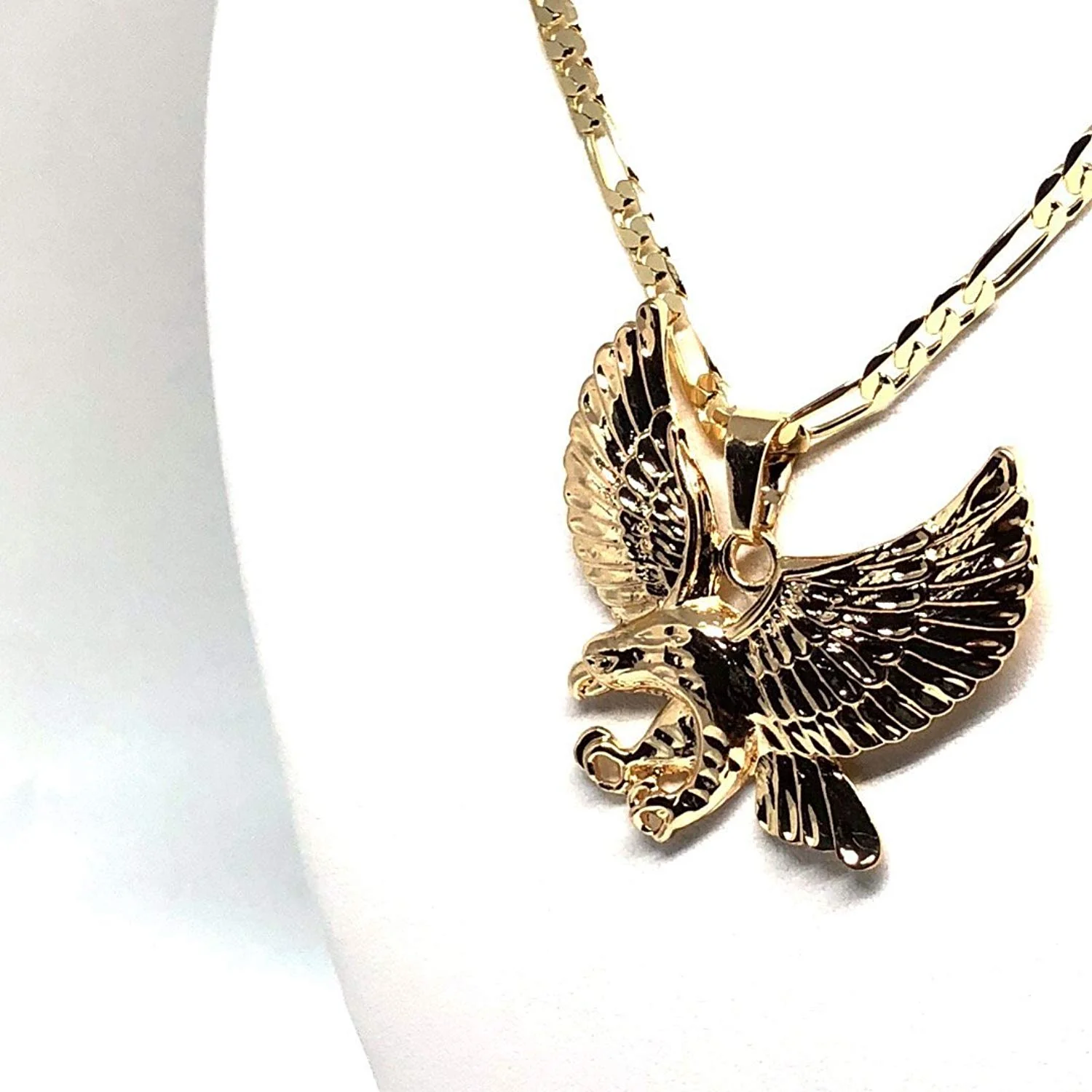 Gold Plated Eagle Pendant Necklace Figaro 26" Aguila Grande de Oro Laminado - Image 9