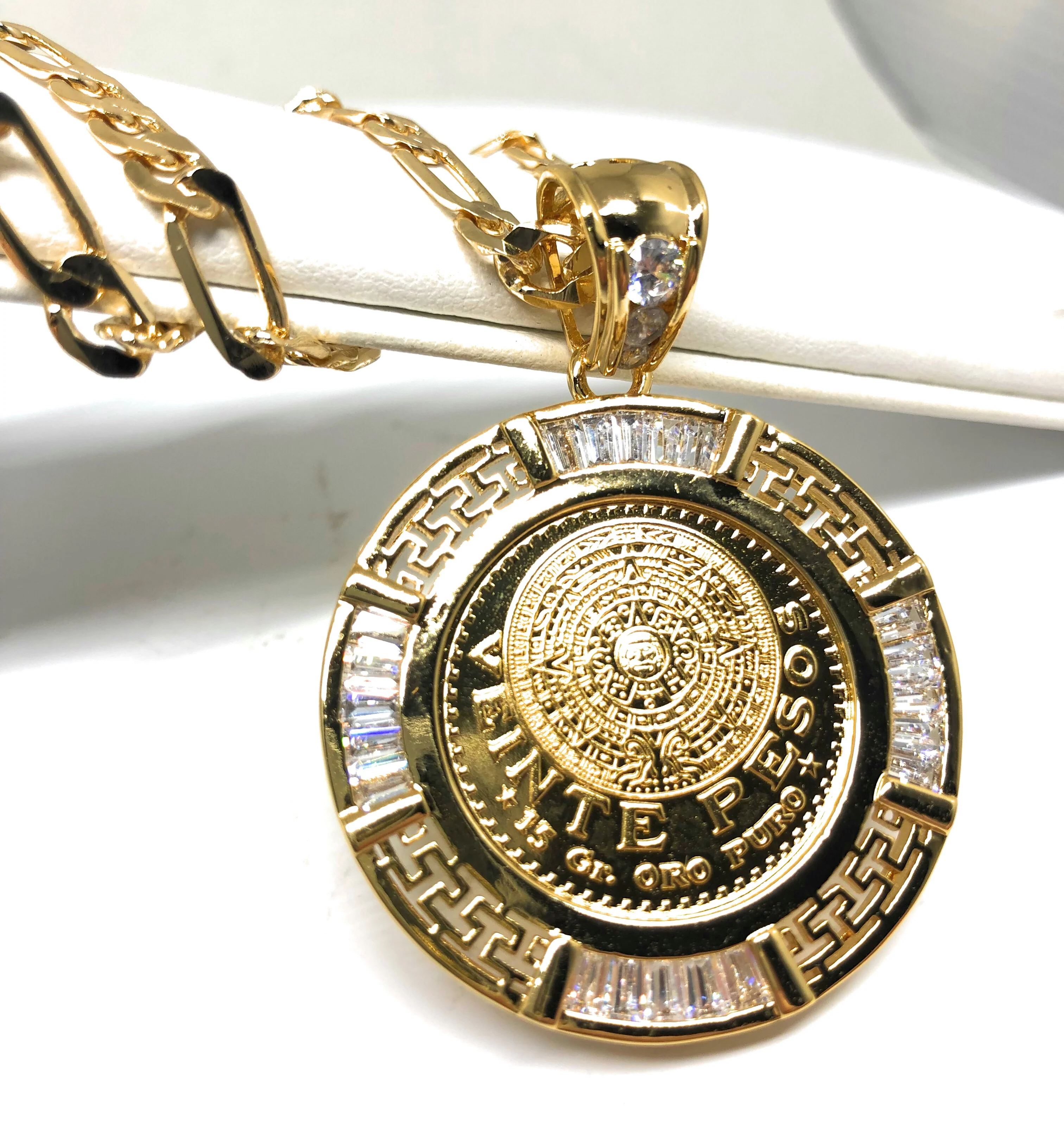 Gold Plated Mexican 20 Pesos Coin Aztec Calendar CZ Oro Laminado Con Cadena Figaro 26" 5mm - Image 3