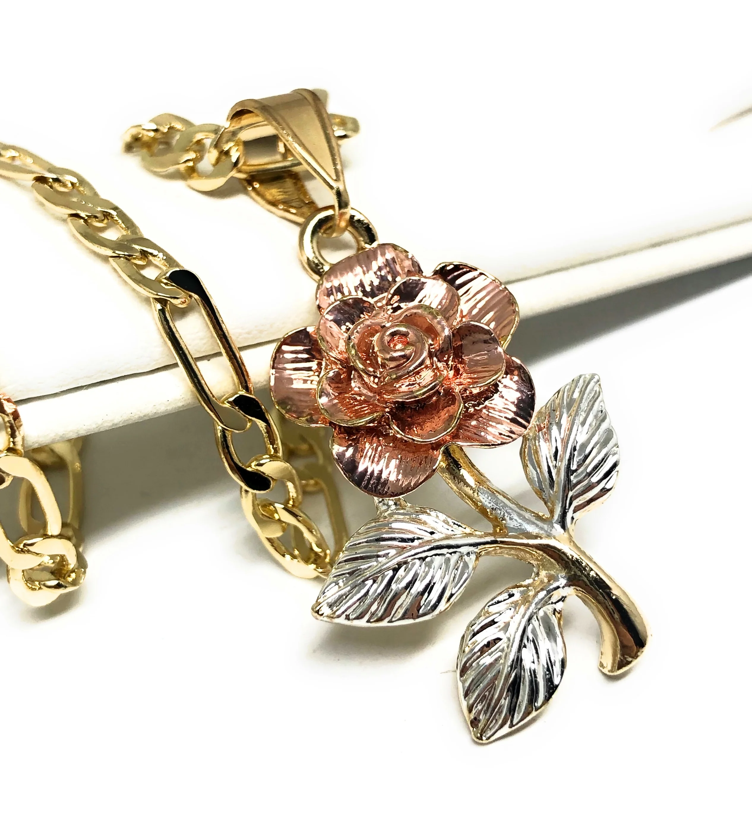 Gold Plated Rose Pendant Necklace Chain 24” Flor Pendant - Image 3